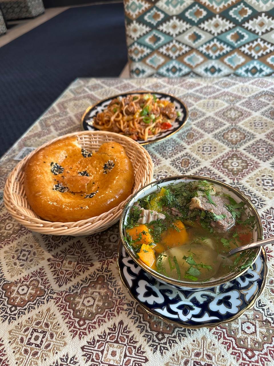 Плов "Барбарис" | Сімейне кафе | Узбецька кухня 🇺🇿 image 8