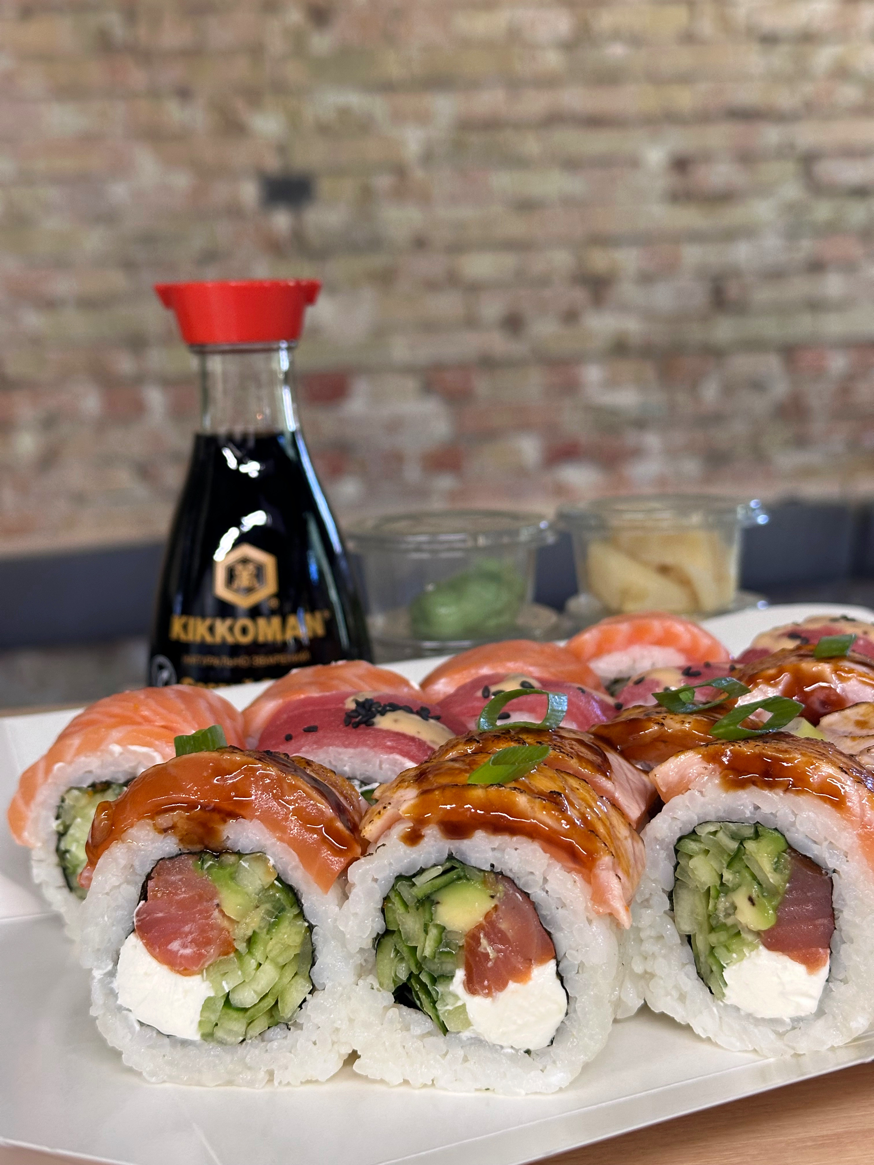 Sushi Kushi суші бар & доставка image 4