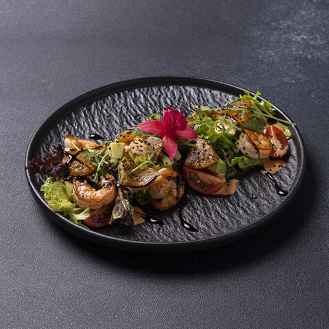 BILLION restaurant image 2