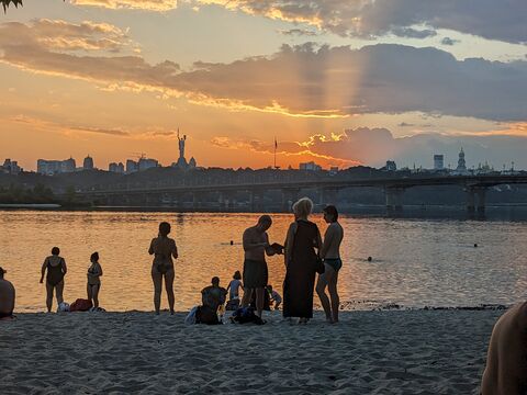 Wave - пляжний комплекс image 3