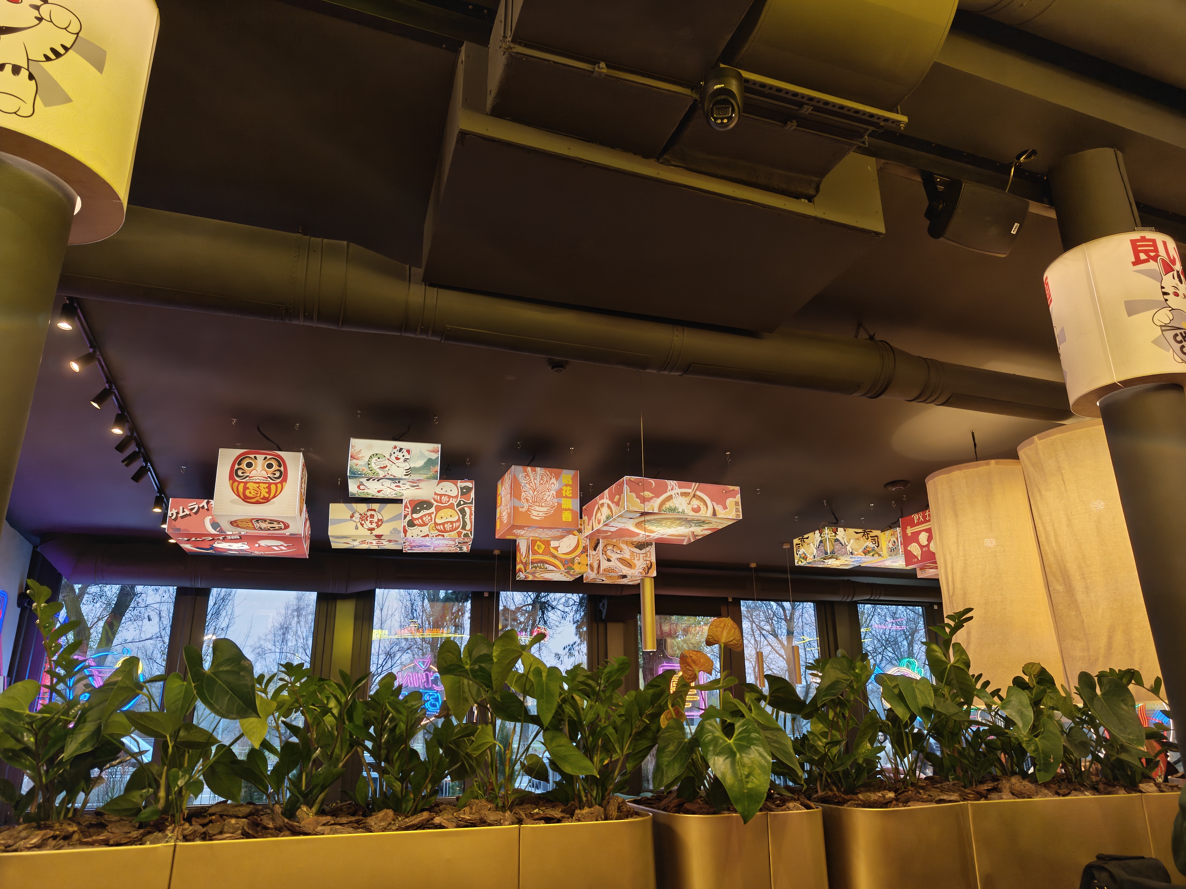 Chin Chin на Русанівській набережній image 5