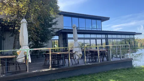 River Grill image 8