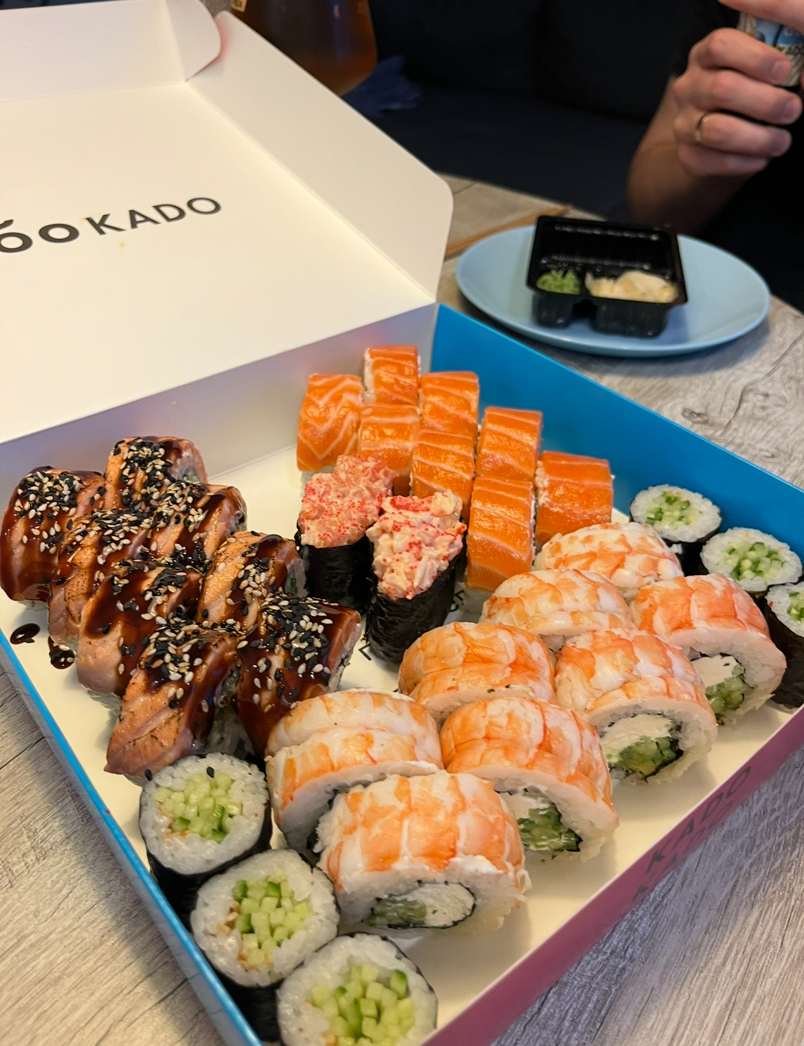 Abokado Доставка Суши Позняки image 10