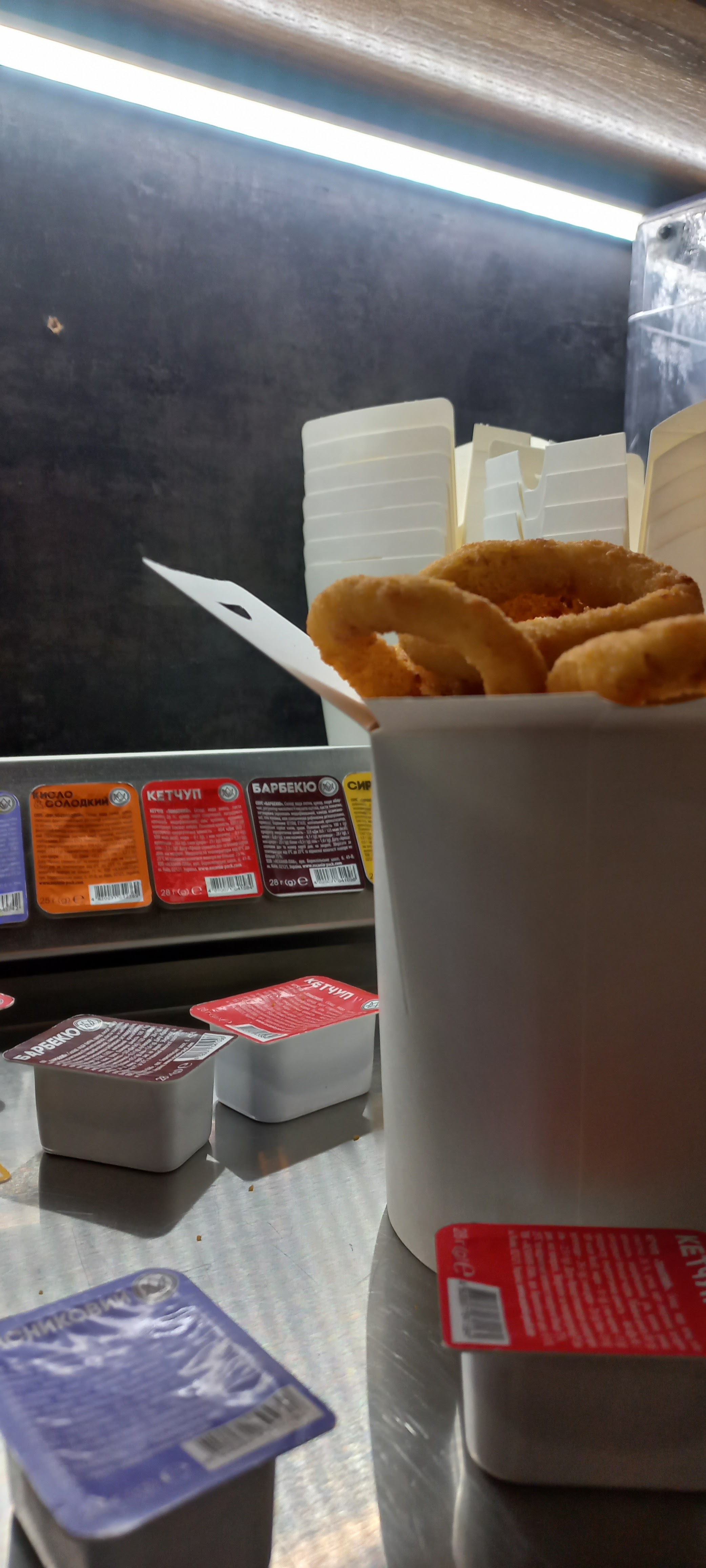 Bufallo Pizza & Sushi піцерія суші Буфало image 2