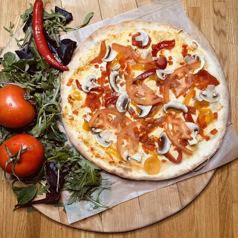 Bufallo Pizza & Sushi піцерія суші Буфало image 3
