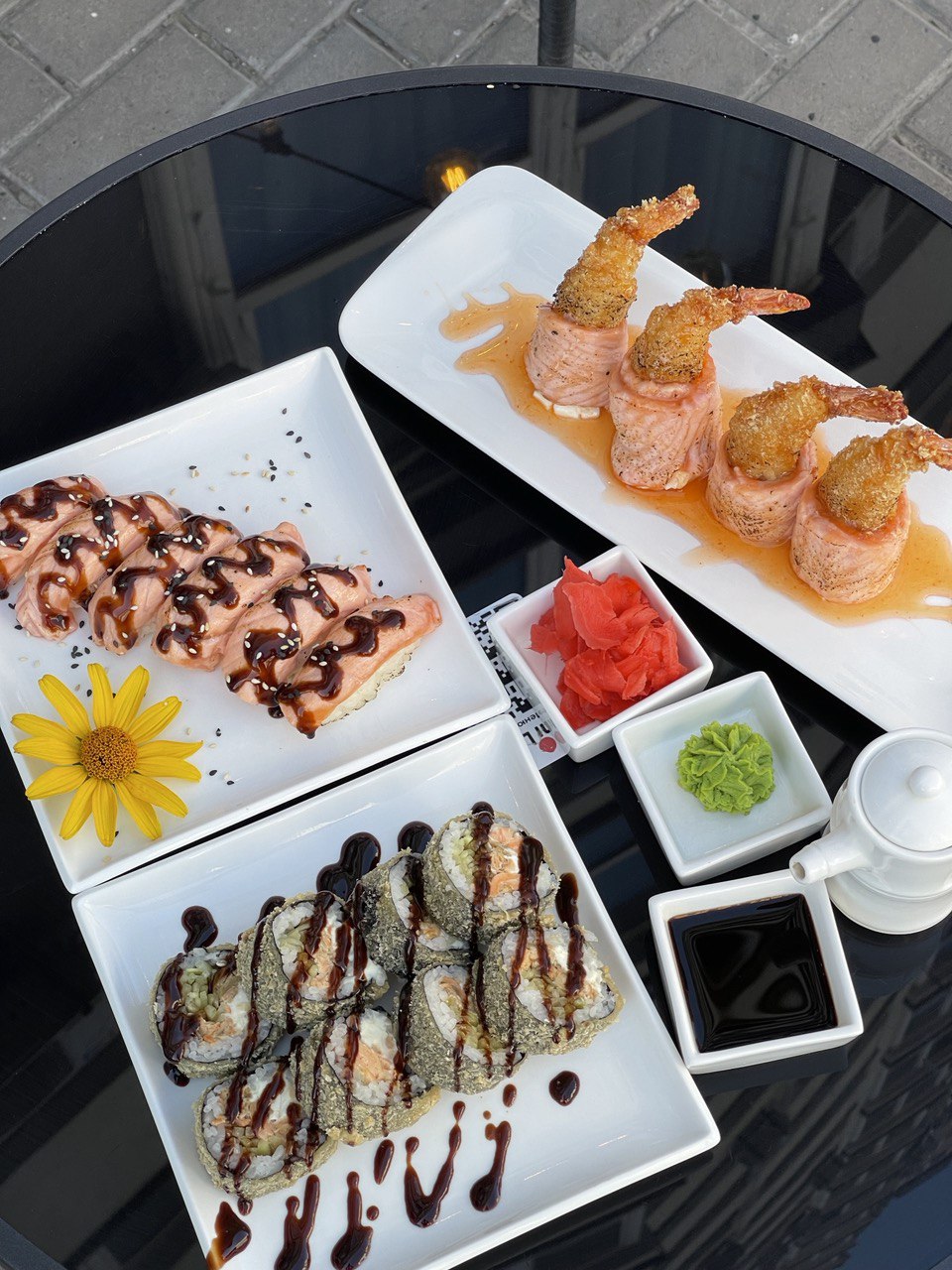 SushiLux доставка суші image 3