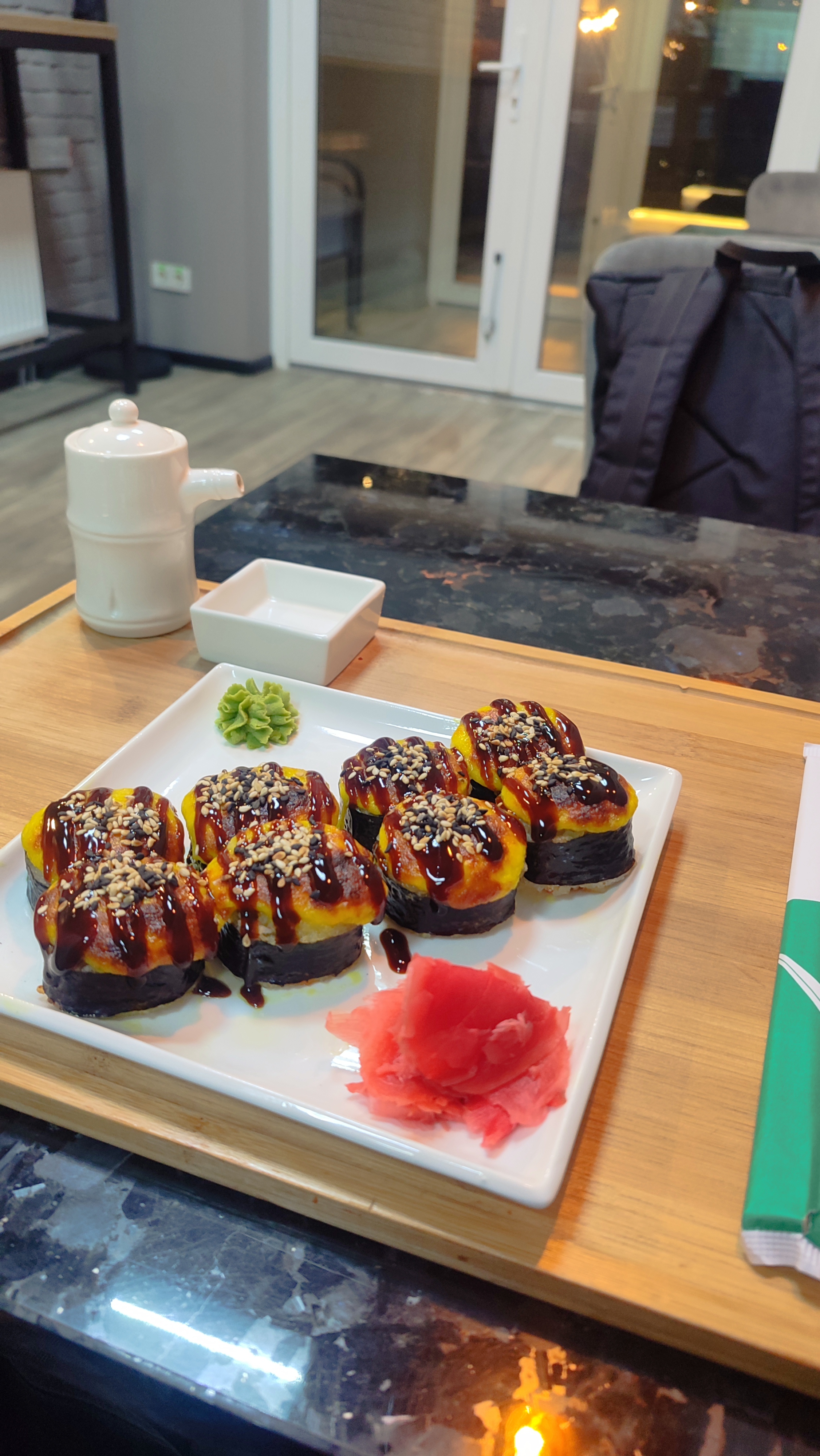 SushiLux доставка суші image 8