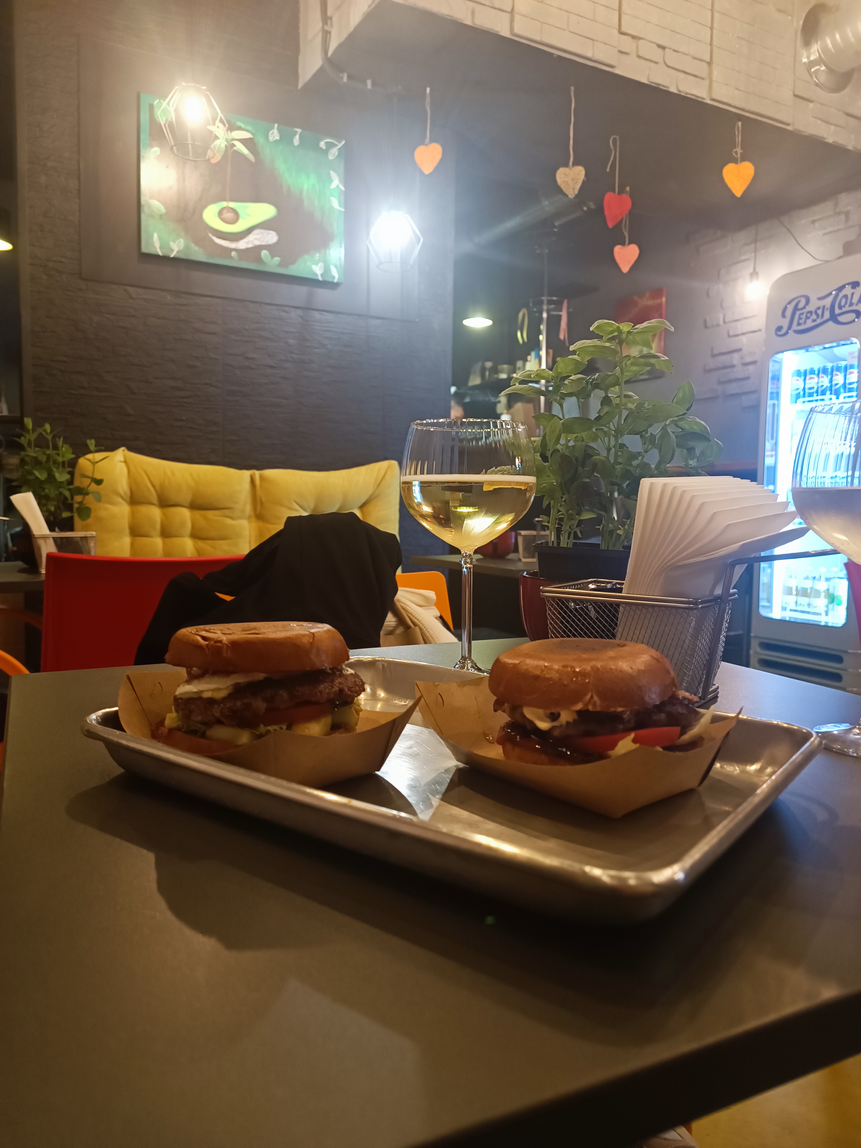 Burherna Cvoyi Lyudy image 8