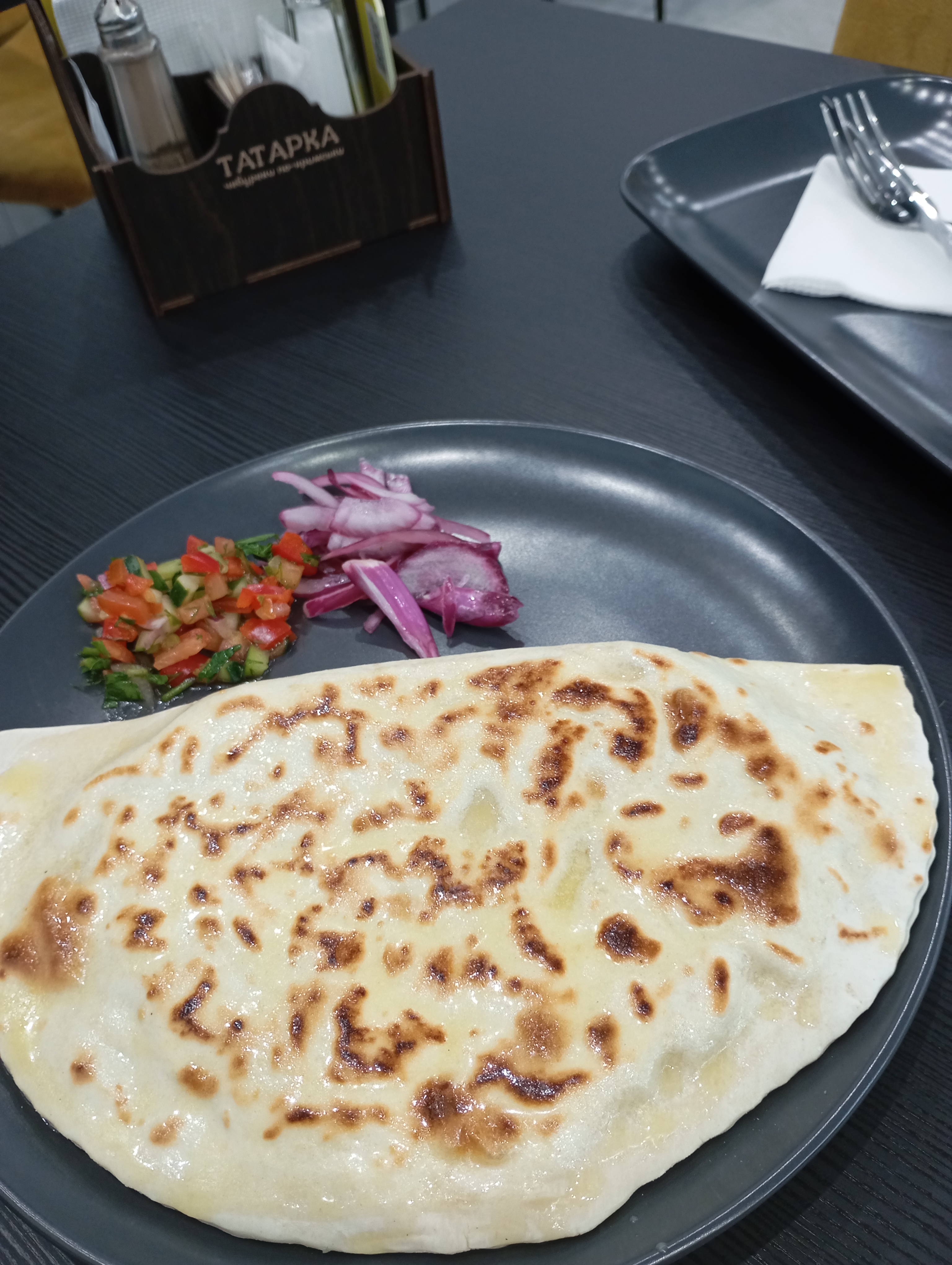 Tatarka Chebureky Po-Krymsʹky image 10