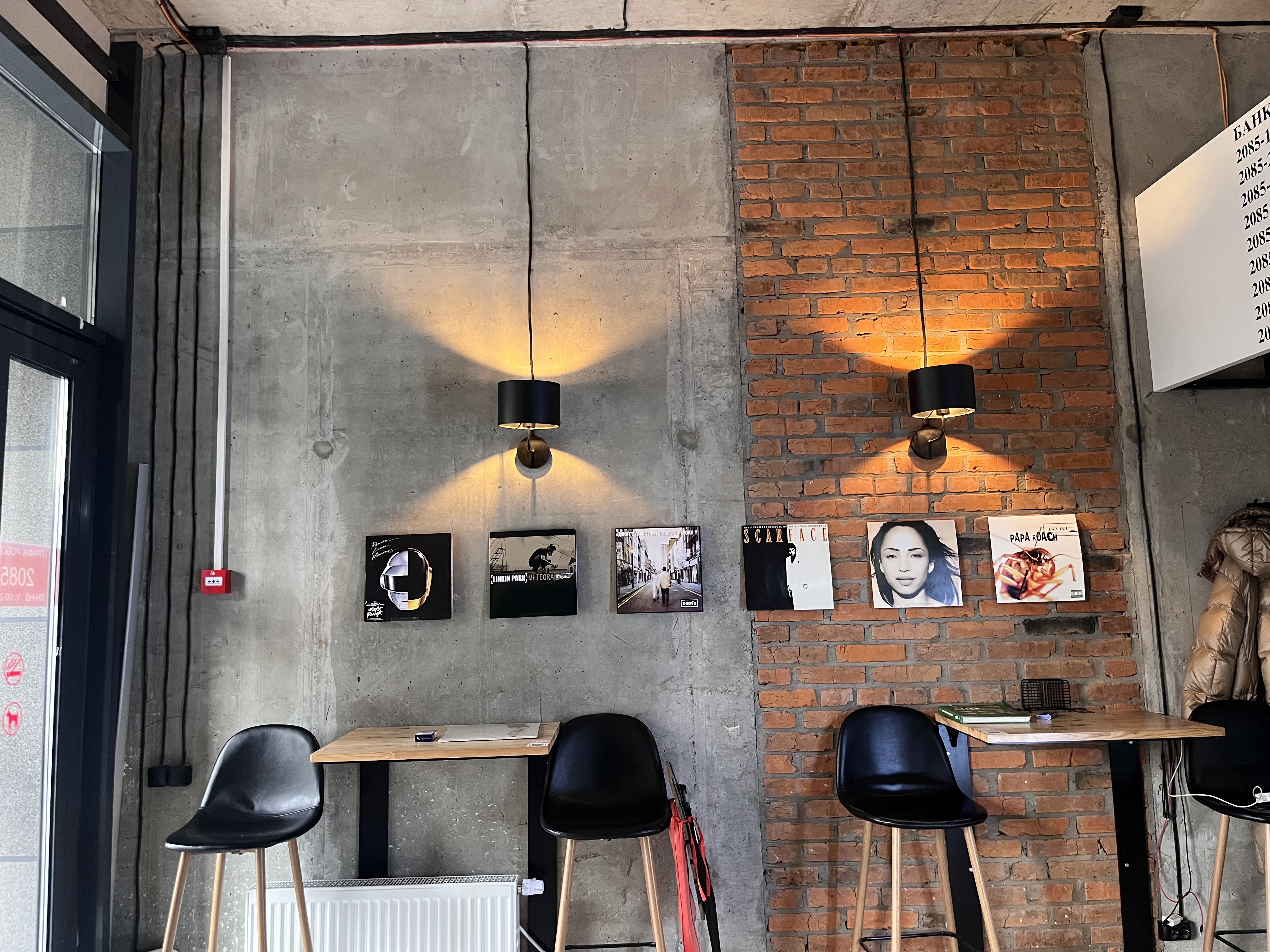 2085 TAPROOM-1 image 4