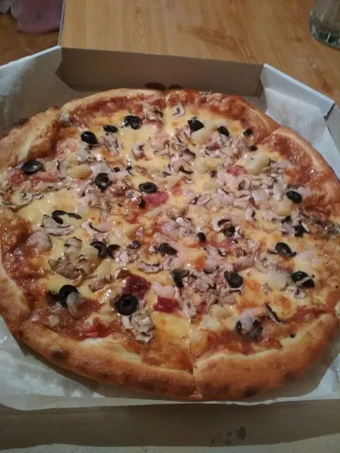 Dzhaha Dzhaha pizzeria image 8