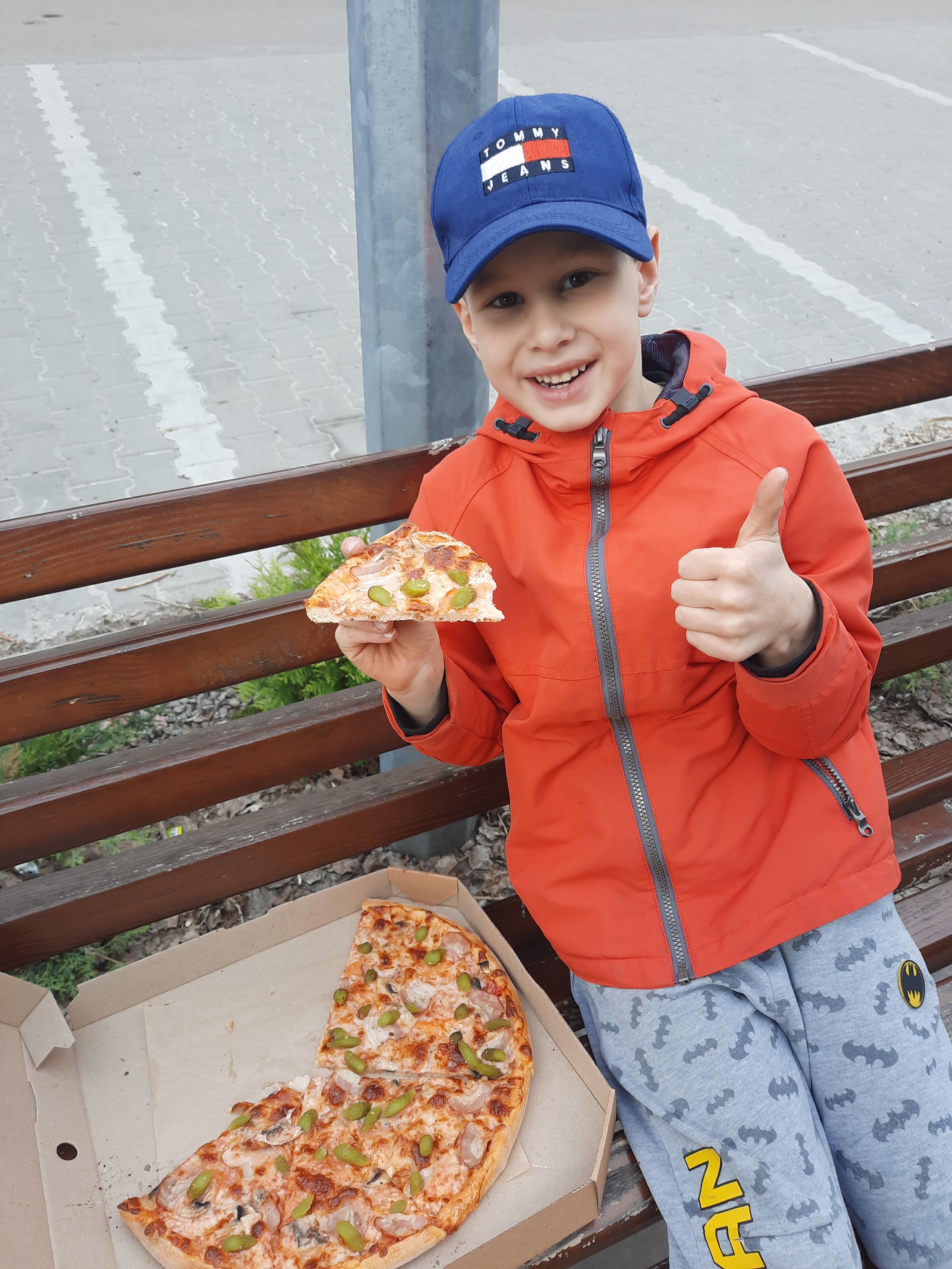 Family Pizza image 8