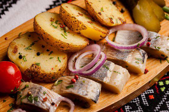 Avilov Food House image 8