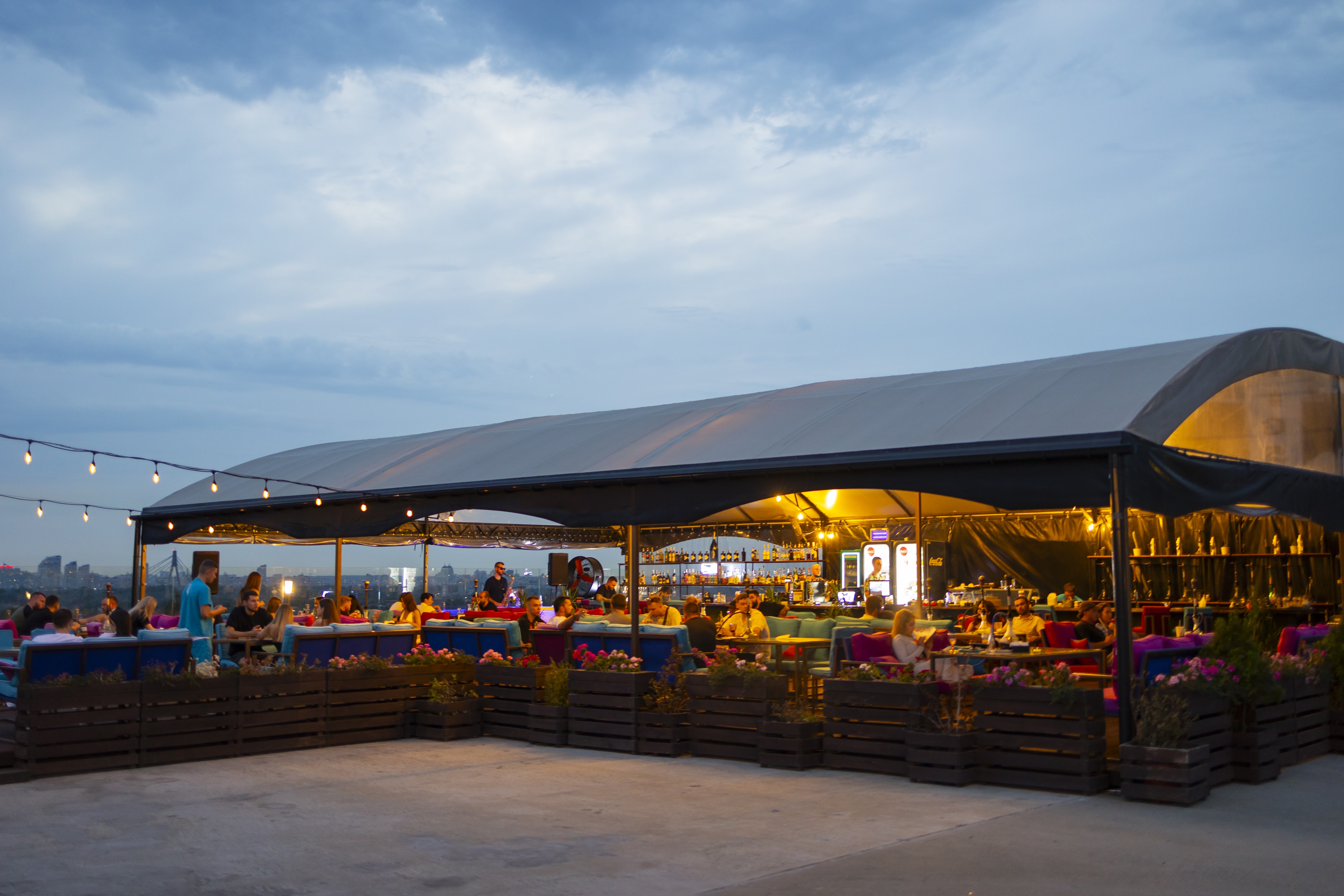 G-Sky Lounge & Karaoke & Roof Terrace image 7