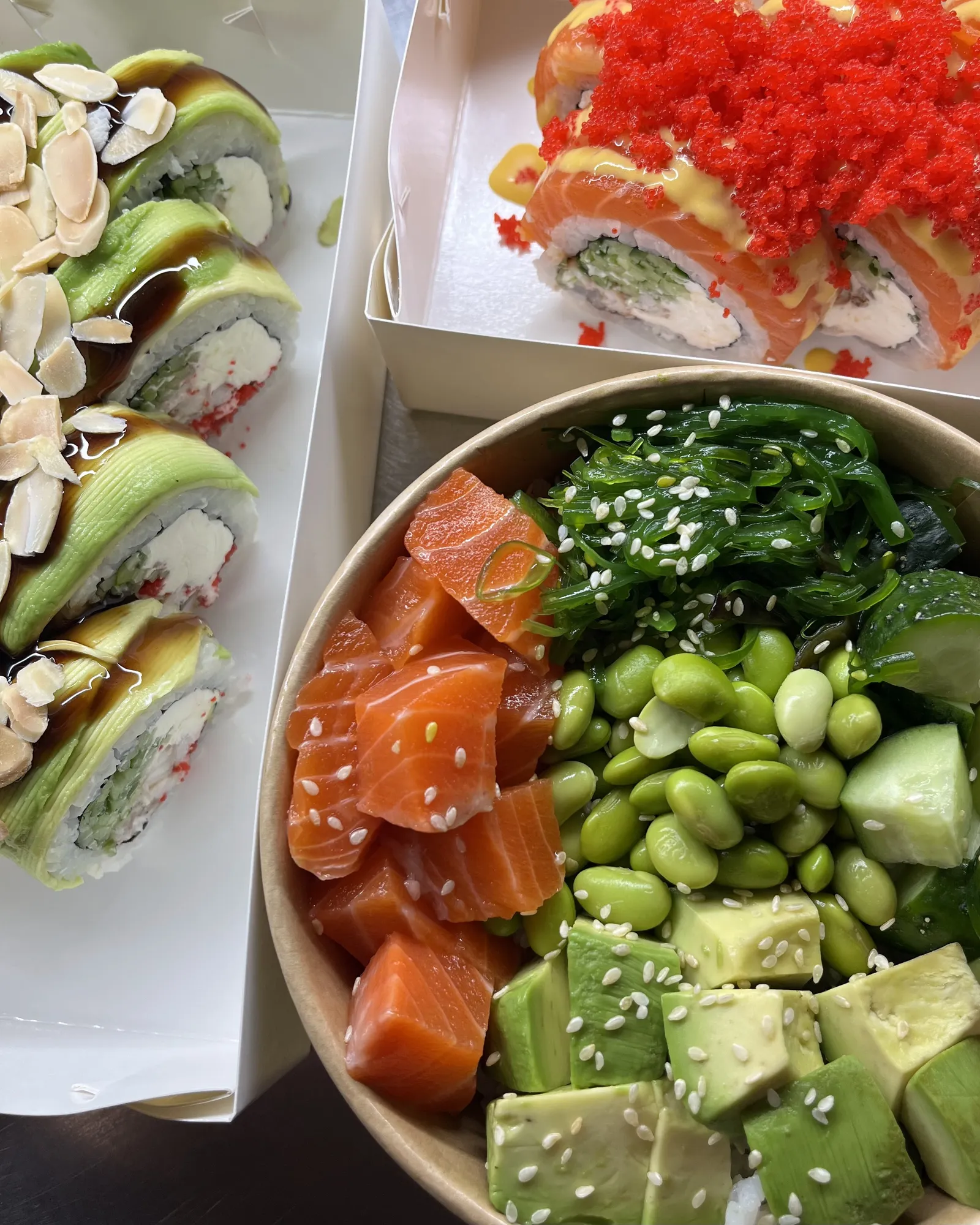 Shuriken sushi bar image 2
