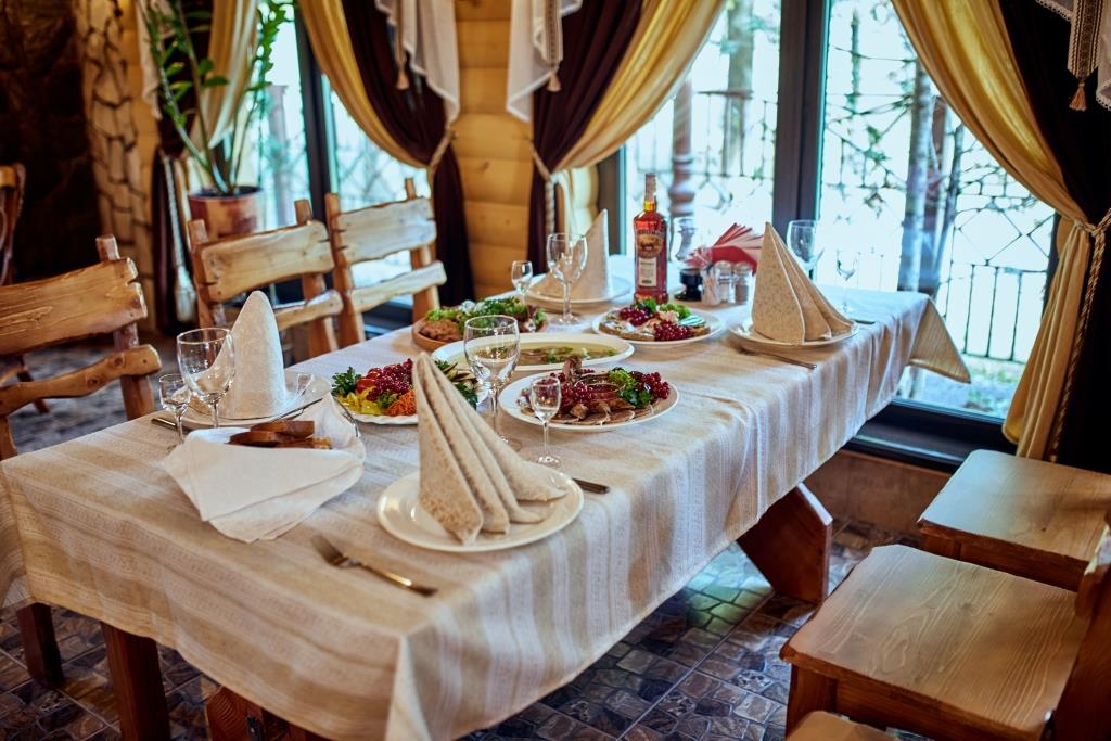 Ресторан Української Кухні на Троєщині - Колиба image 4