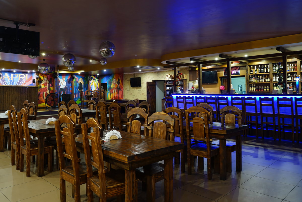 Capri Night Club & Restaurant image 3