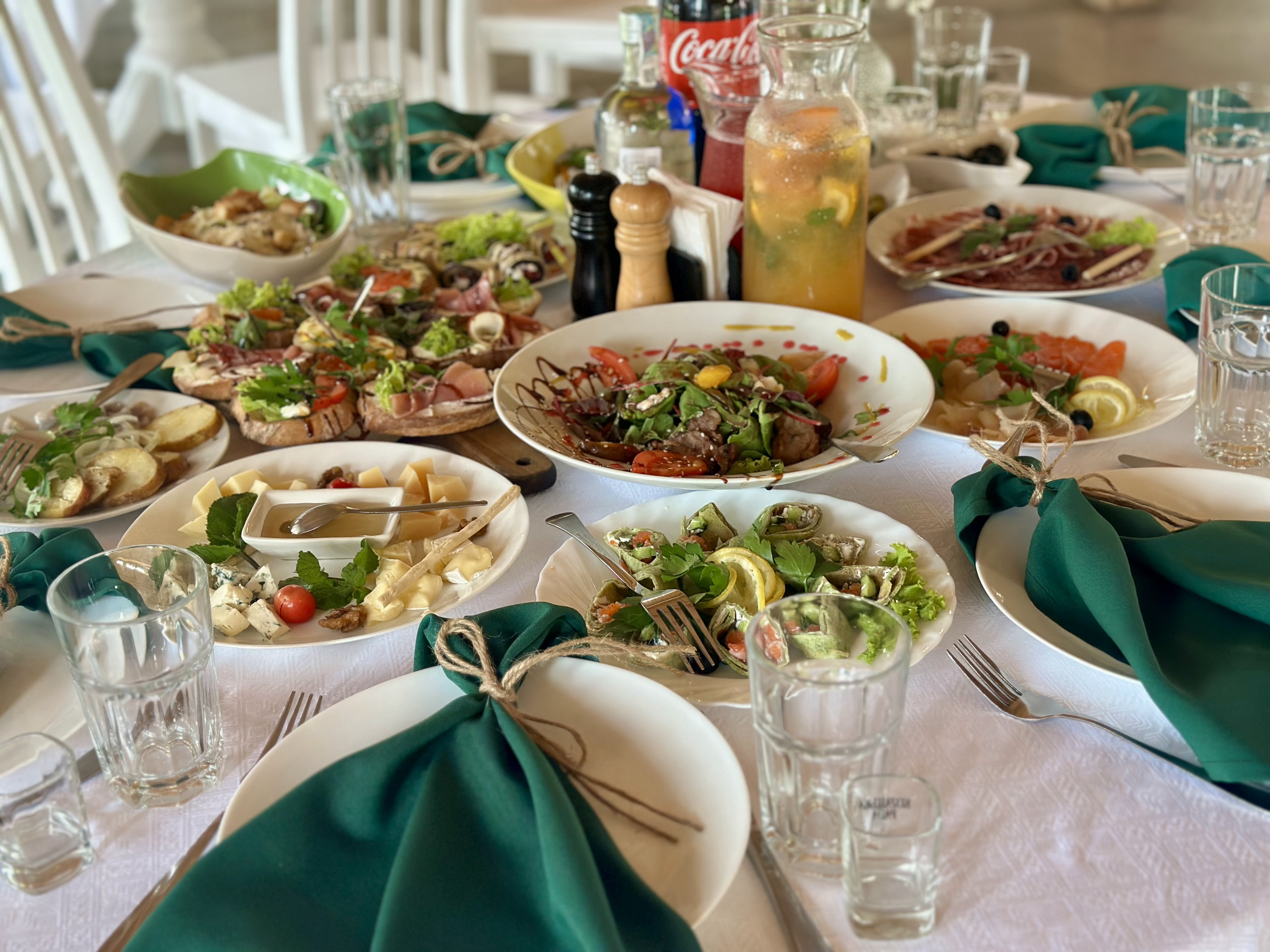 Hotelʹno-Restorannyy Kompleks Raysʹkyy Dvoryk image 2