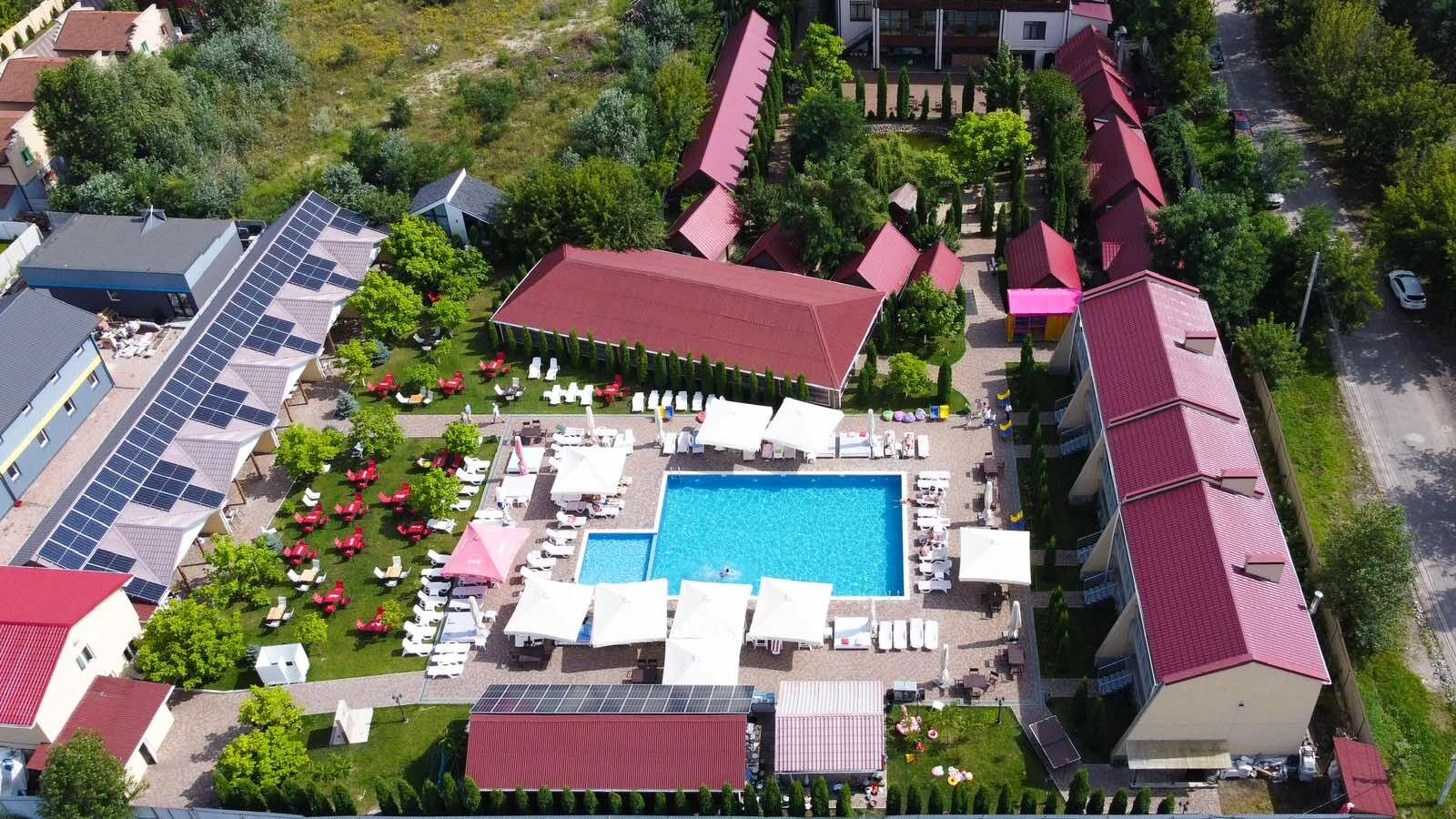 Hotelʹno-Restorannyy Kompleks Raysʹkyy Dvoryk image 6
