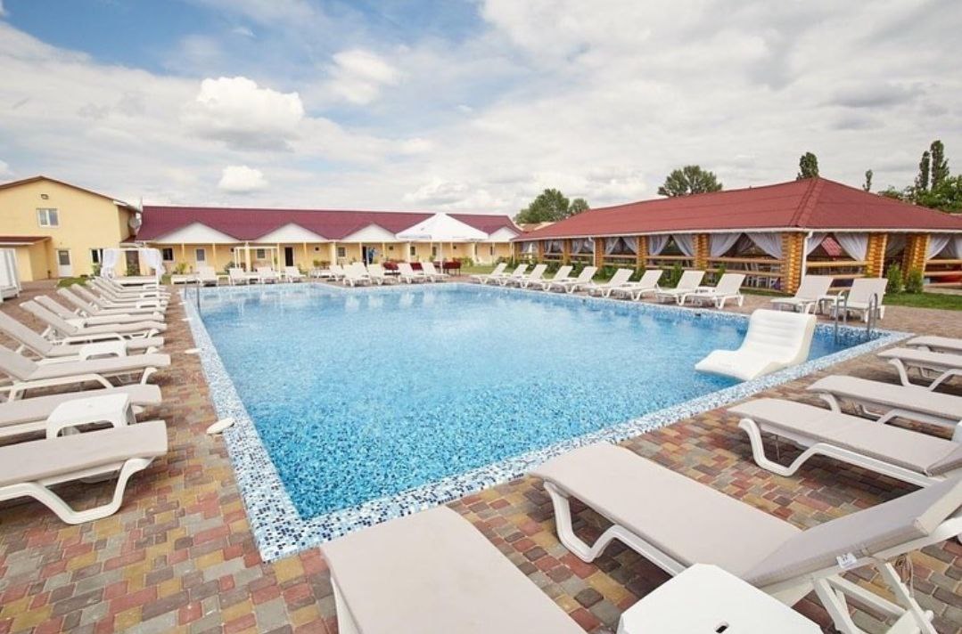 Hotelʹno-Restorannyy Kompleks Raysʹkyy Dvoryk image 7