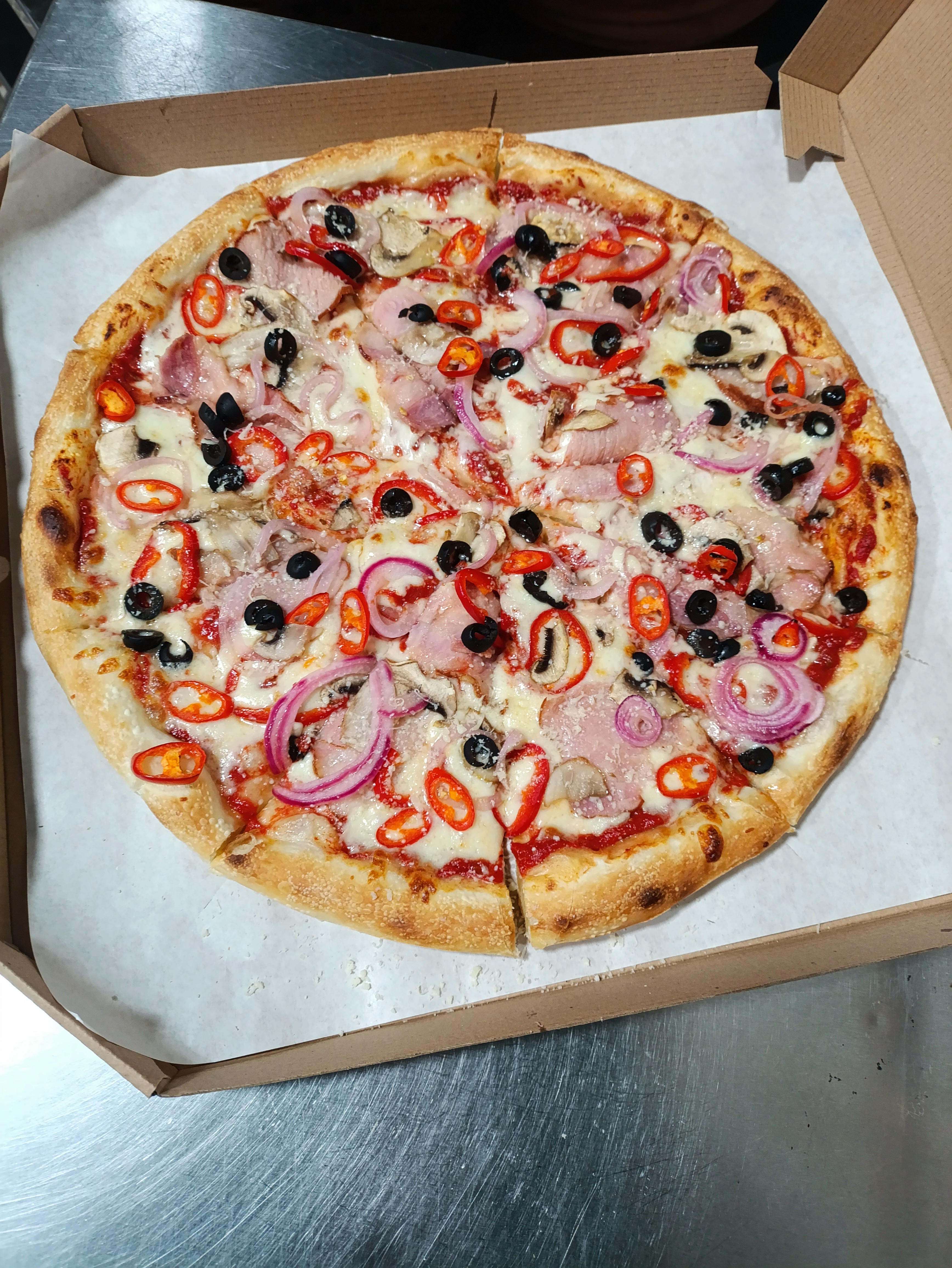 Scandia pizza image 5