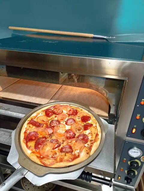 Scandia pizza image 6