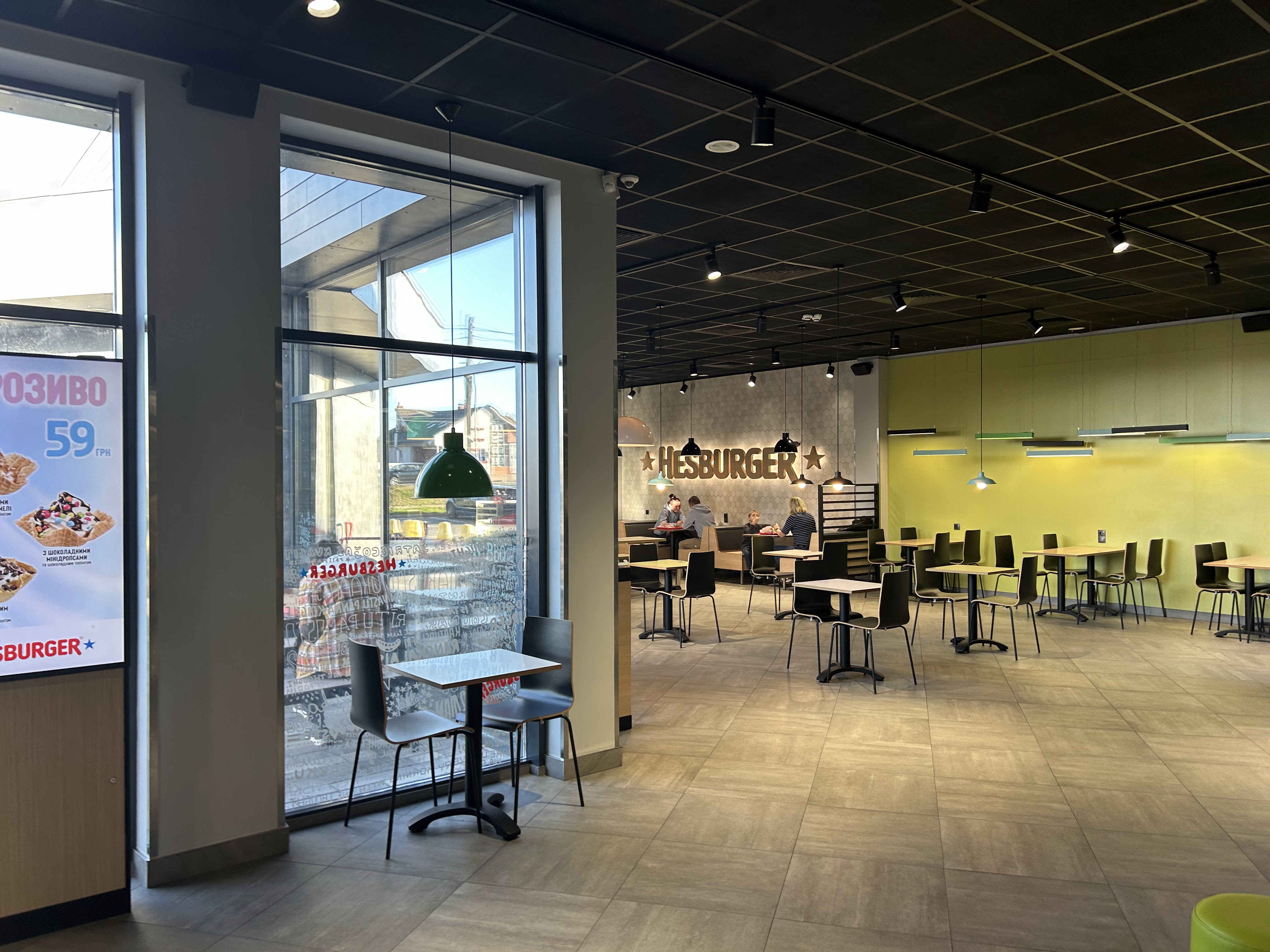 Hesburger Бровари image 4