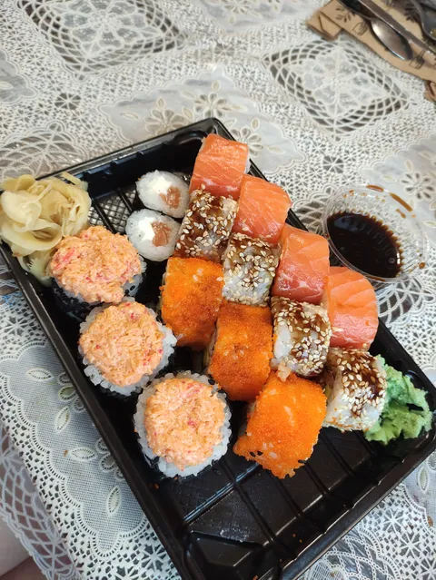 Sushi Dom image 2