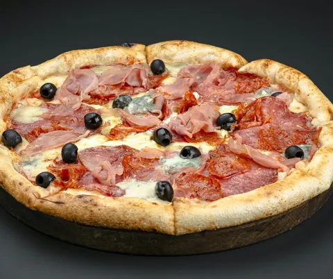 UNO Pizza&Grill image 2