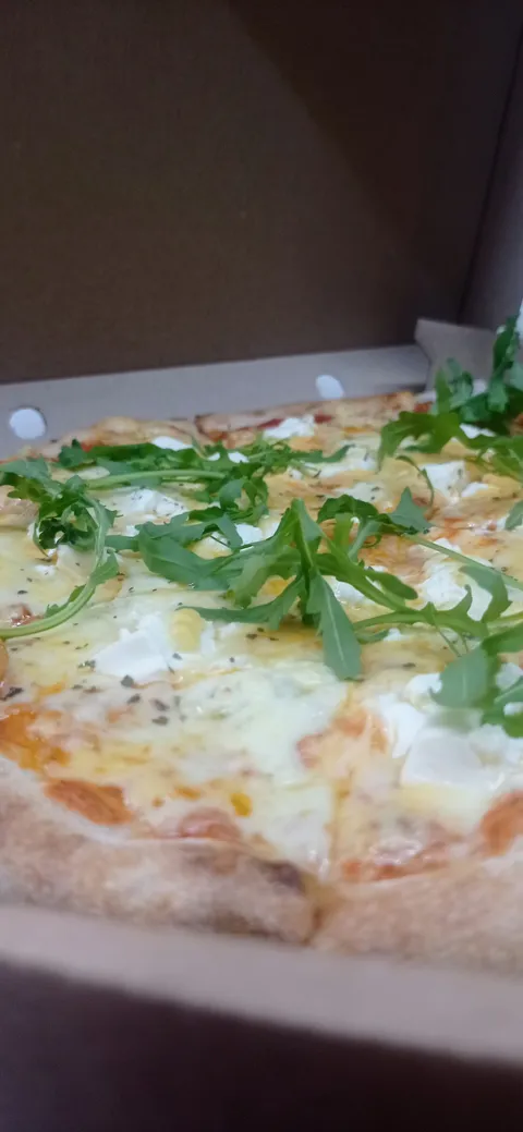 ZODIAK pizza image 4
