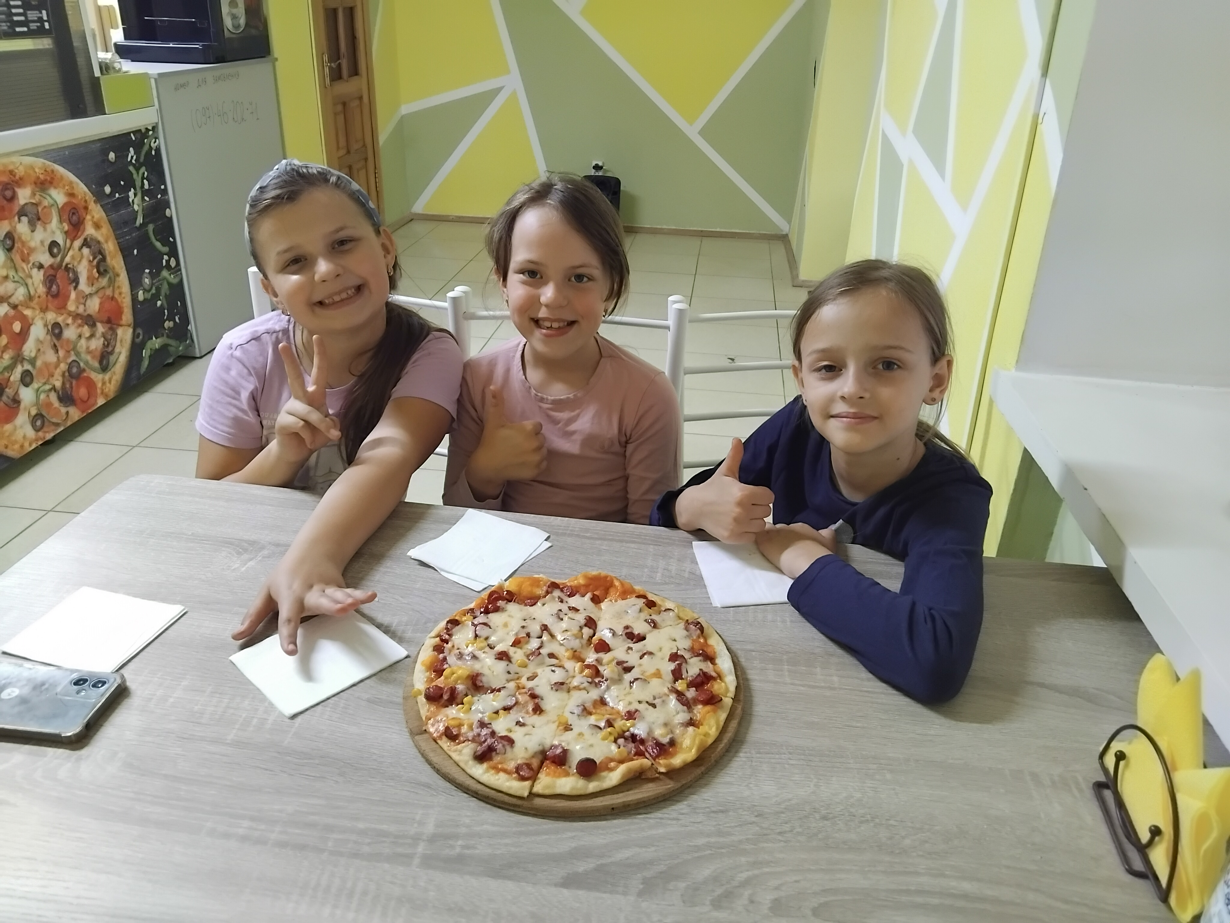 Піцерія "Smile" image 2