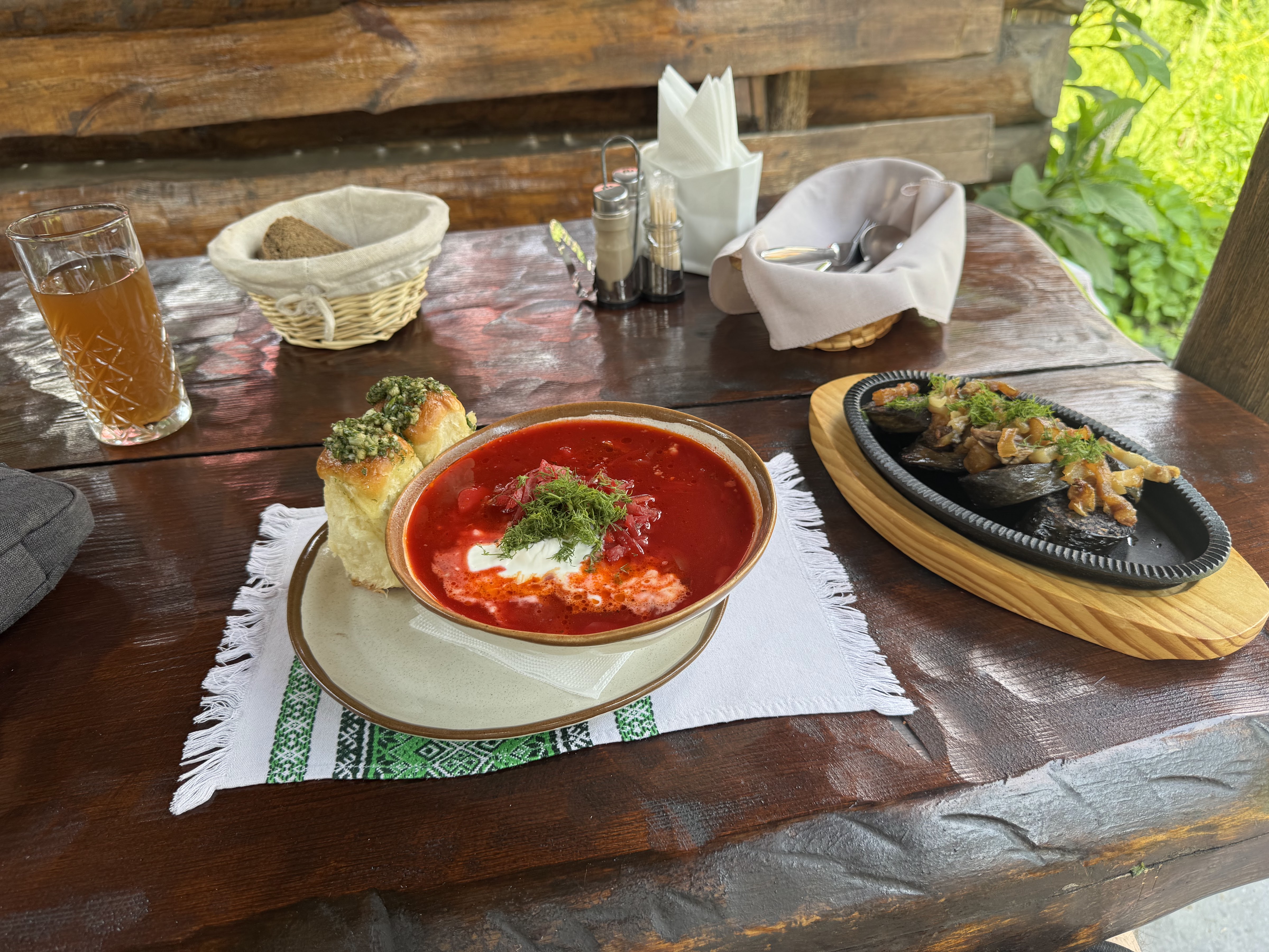 Колиба image 2