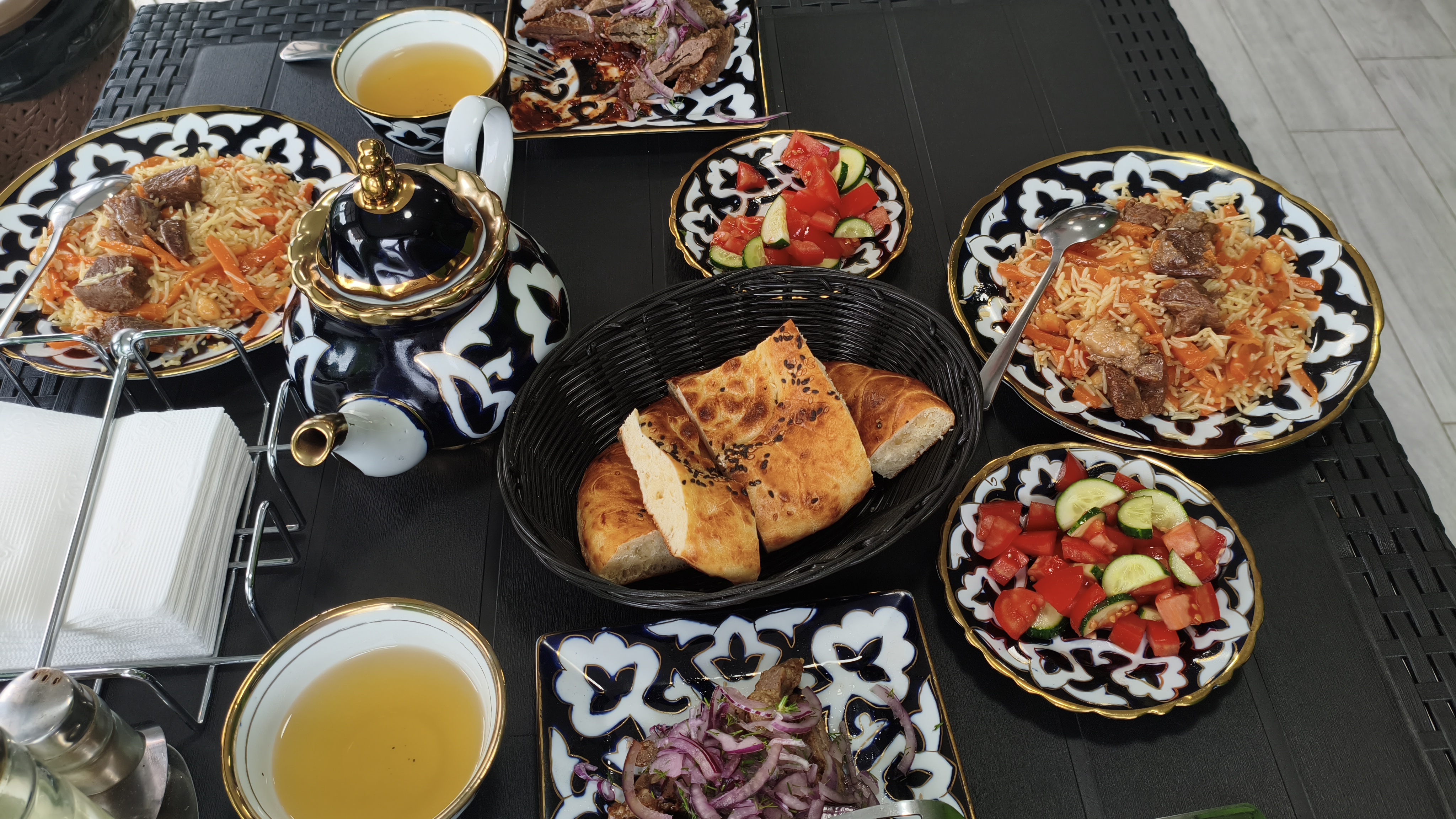 Uzbetsʹka Kukhnya Shaurma image 7