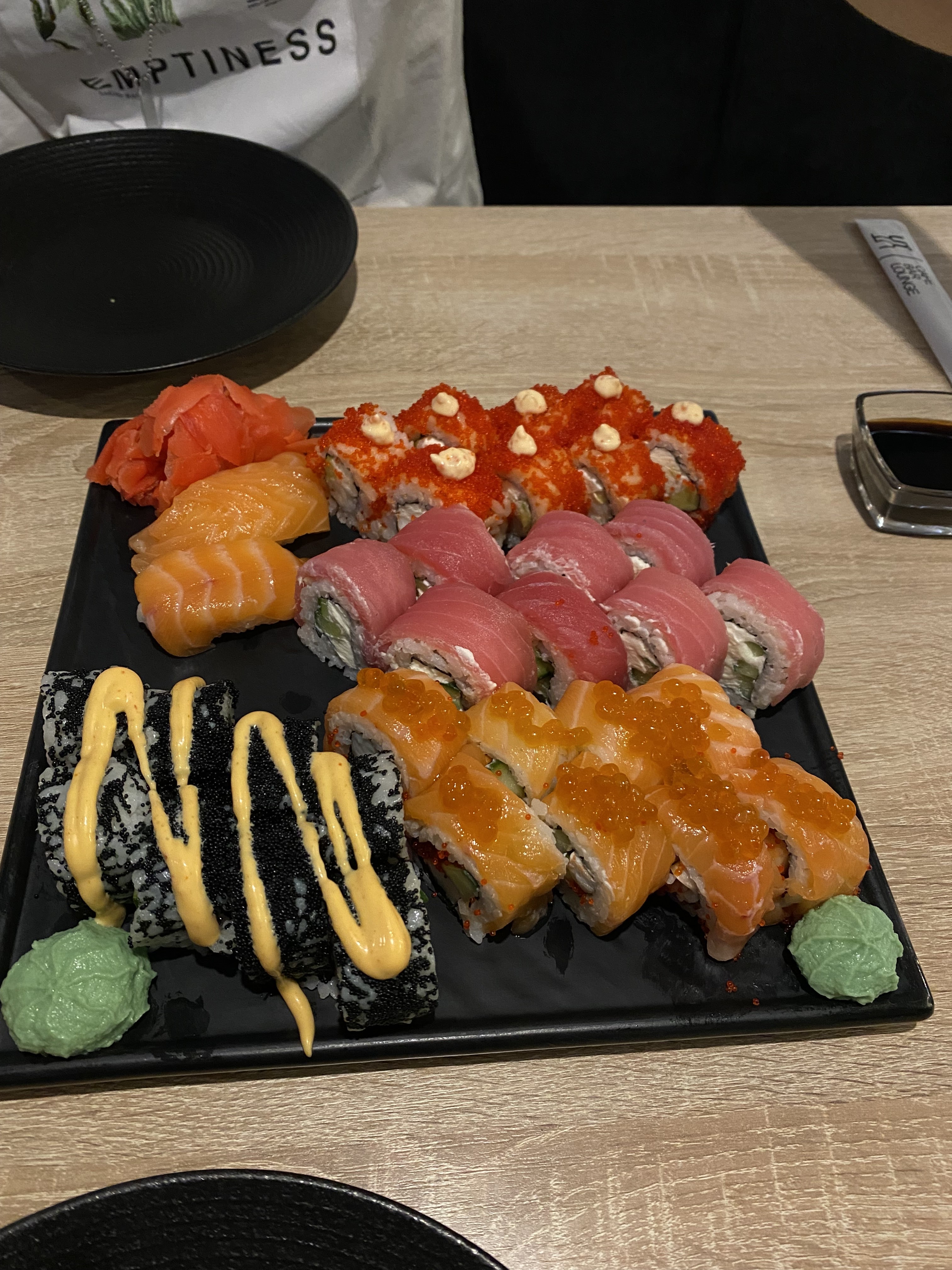 UT Cafe & Bar Lounge image 4