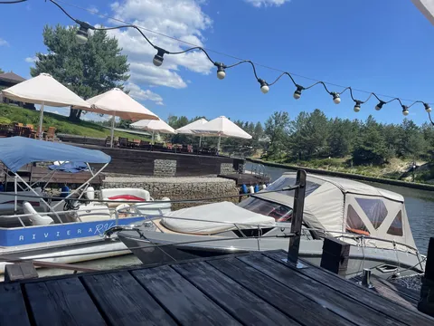 Riviera Village ресторан image 3