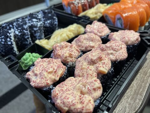 Family Sushi image 4