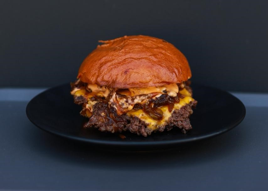 Land's Burger image 2