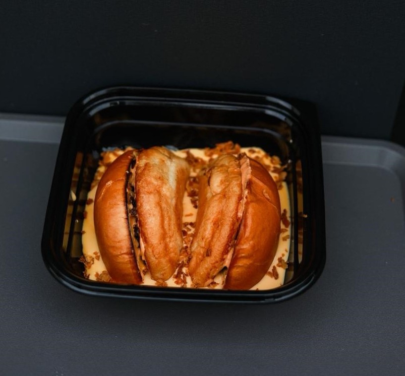 Land's Burger image 4