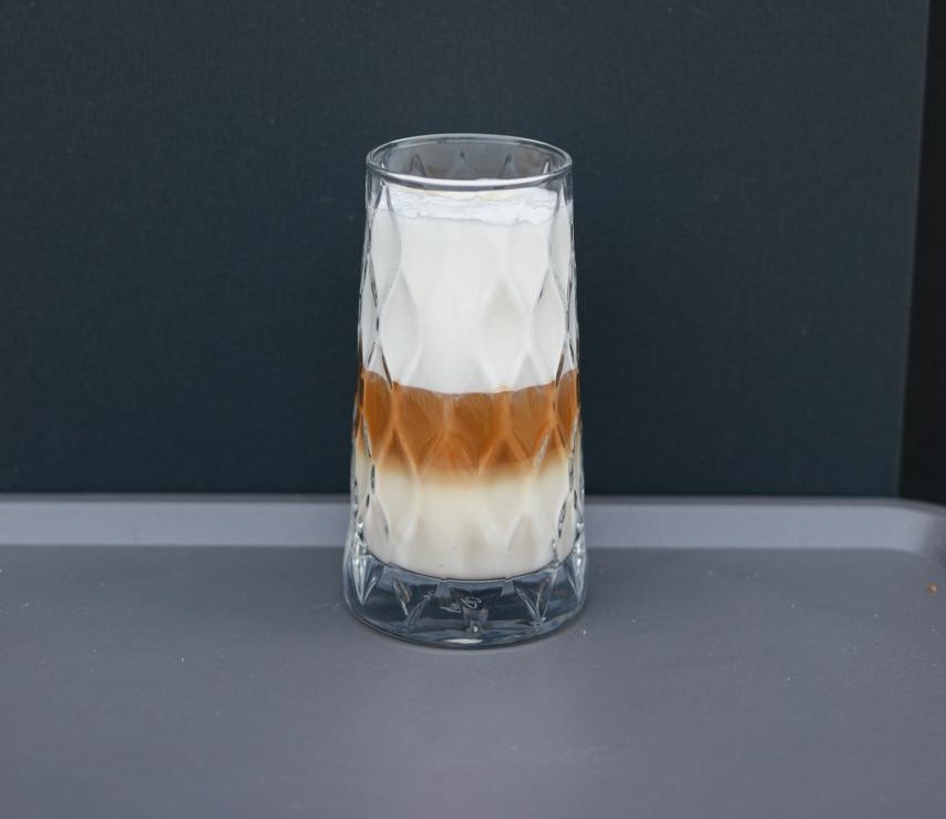 Land's Burger image 8