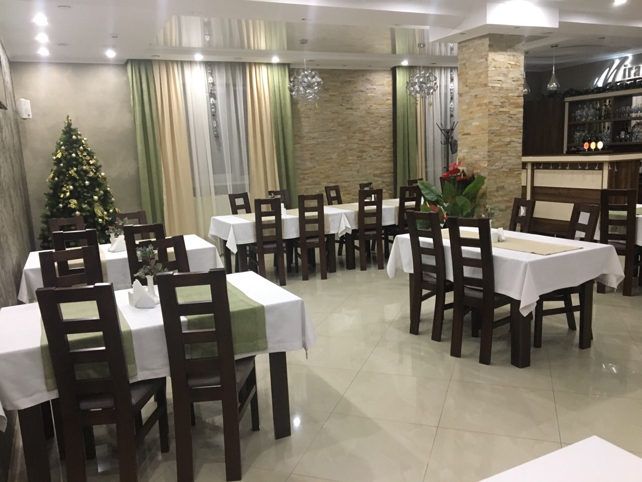 Mirage Restaurant image 4