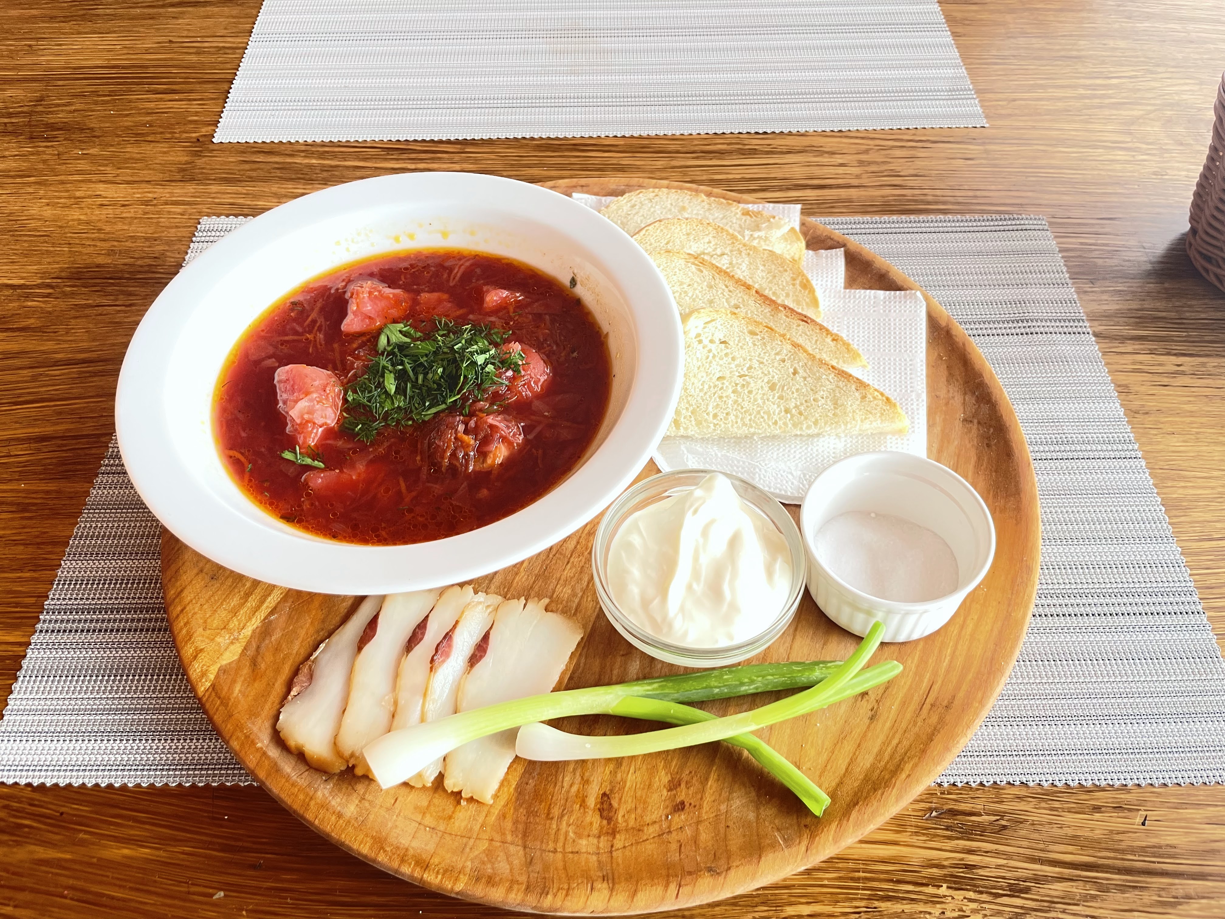 Gracia Plus Hotel restaurant image 2