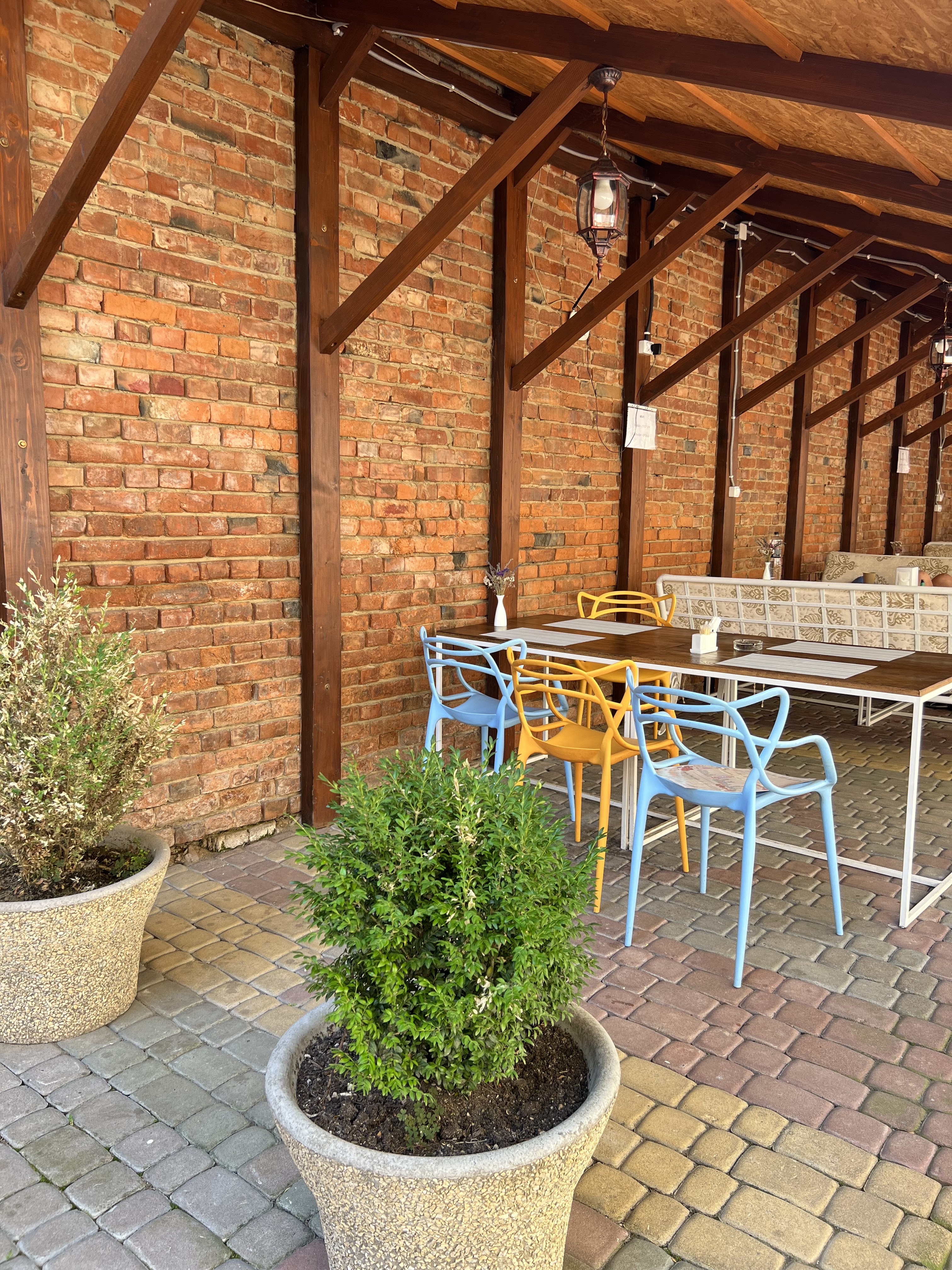 Gracia Plus Hotel restaurant image 9