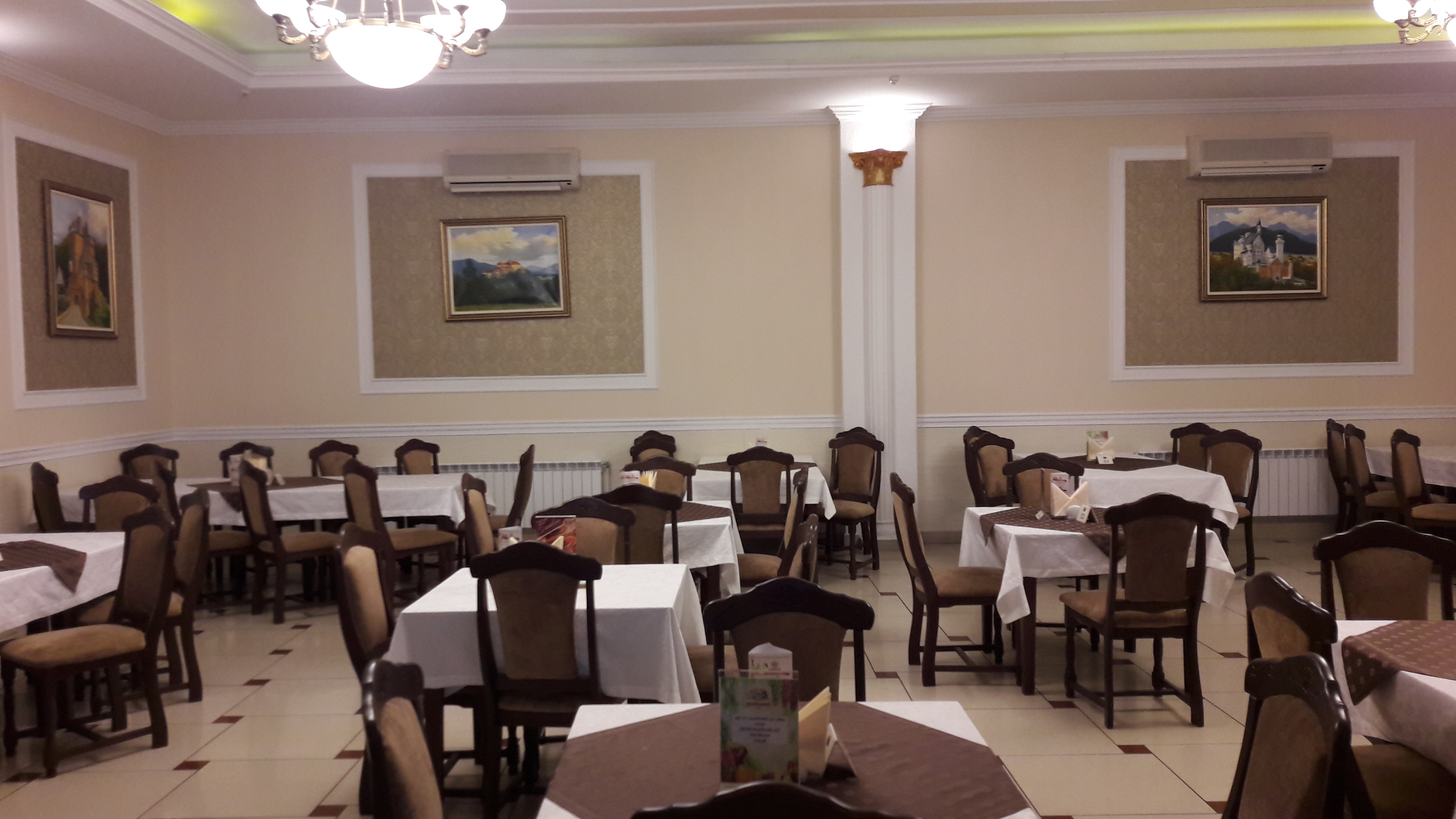 Restoran Zhayvoronok image 10