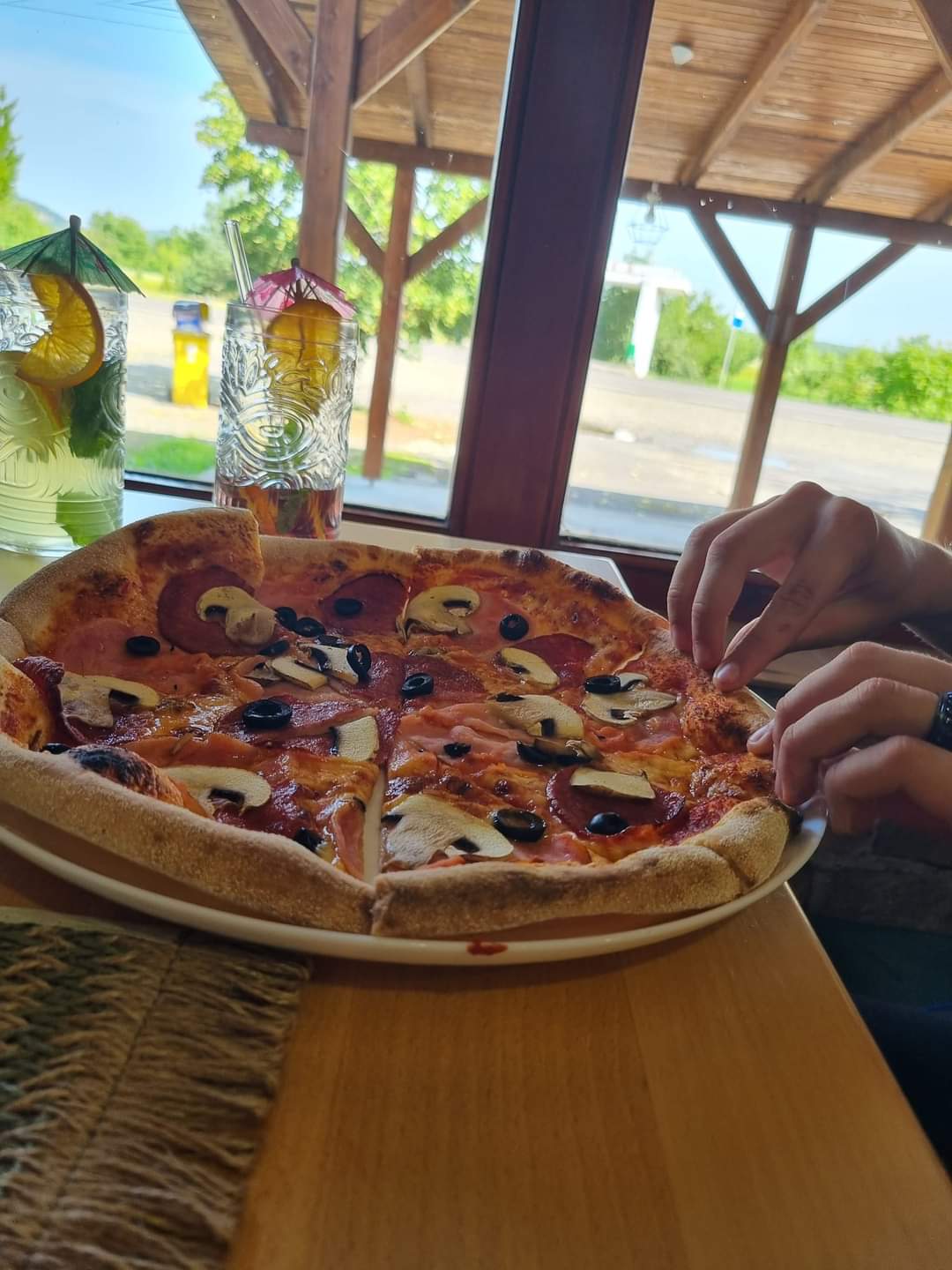 Vintage Pizzeria image 8