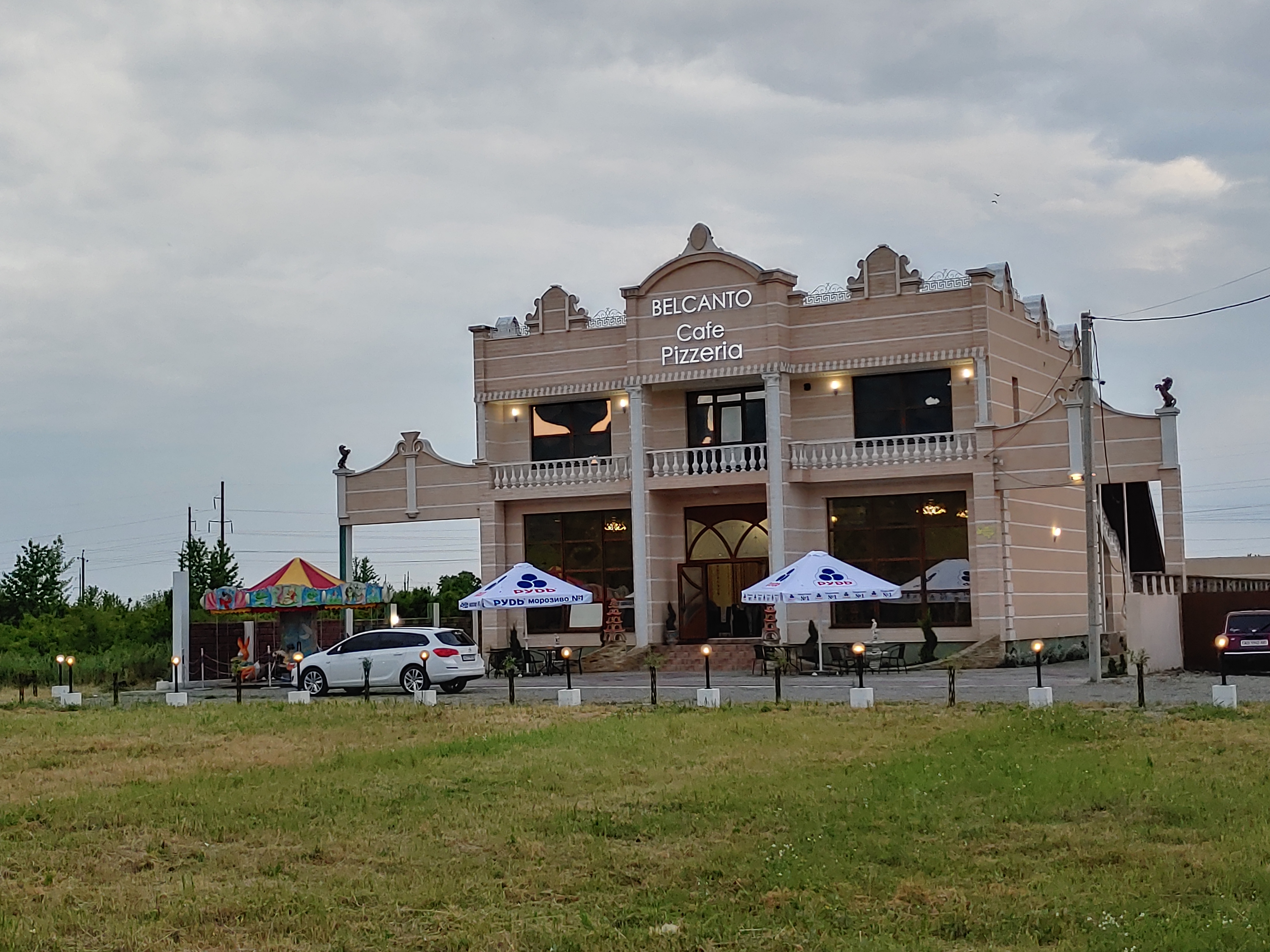 BELCANTO Cafe Pizzeria image 4