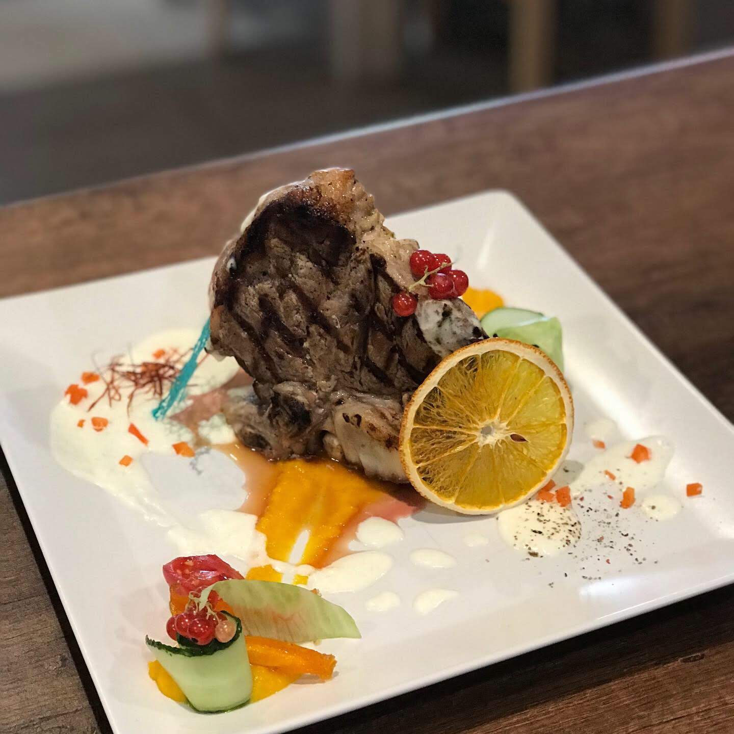 Кафе «Паприка» Виноградів image 2