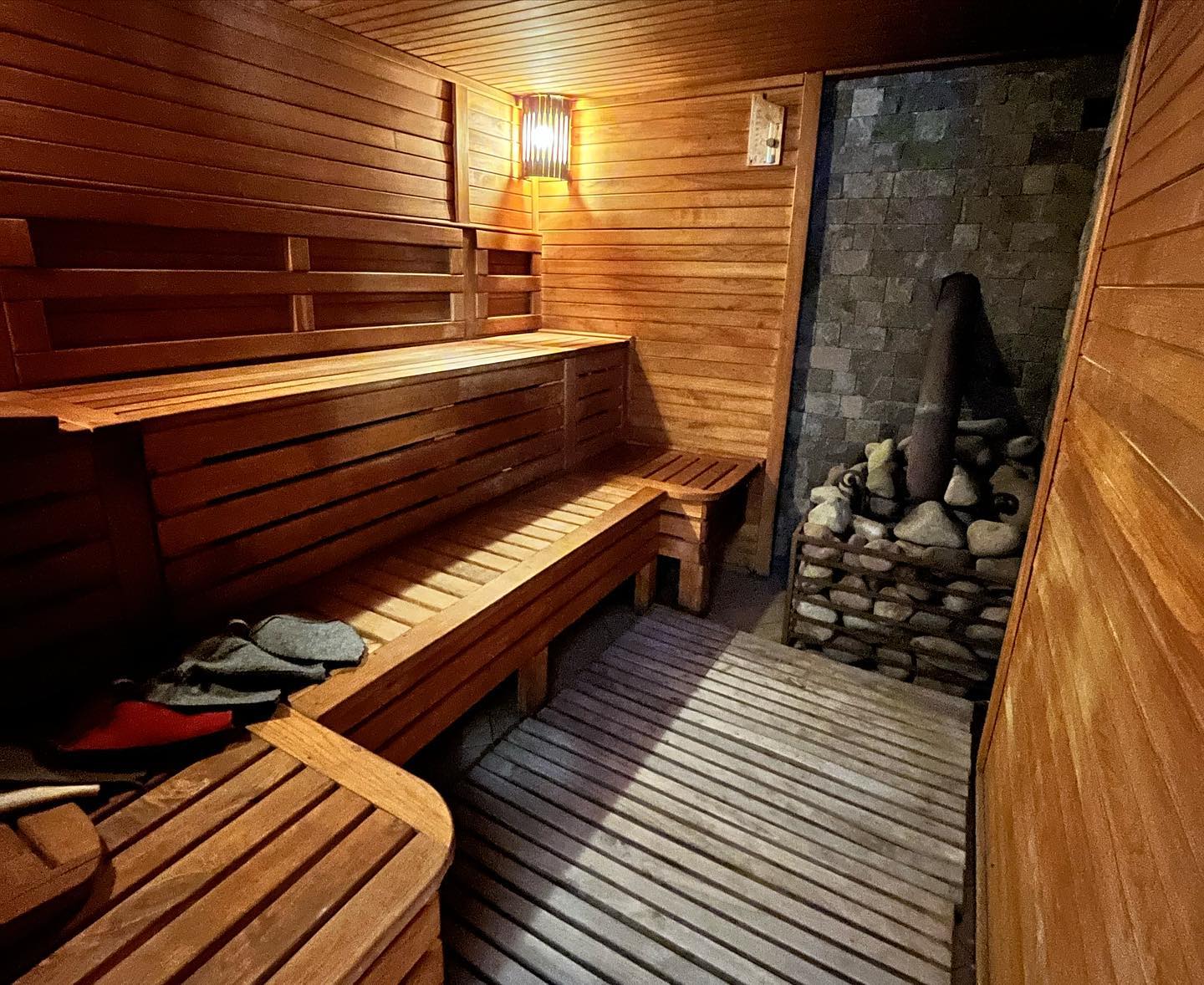 Червона Гора image 1