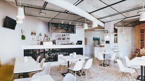 Pizzeria Garden image 3
