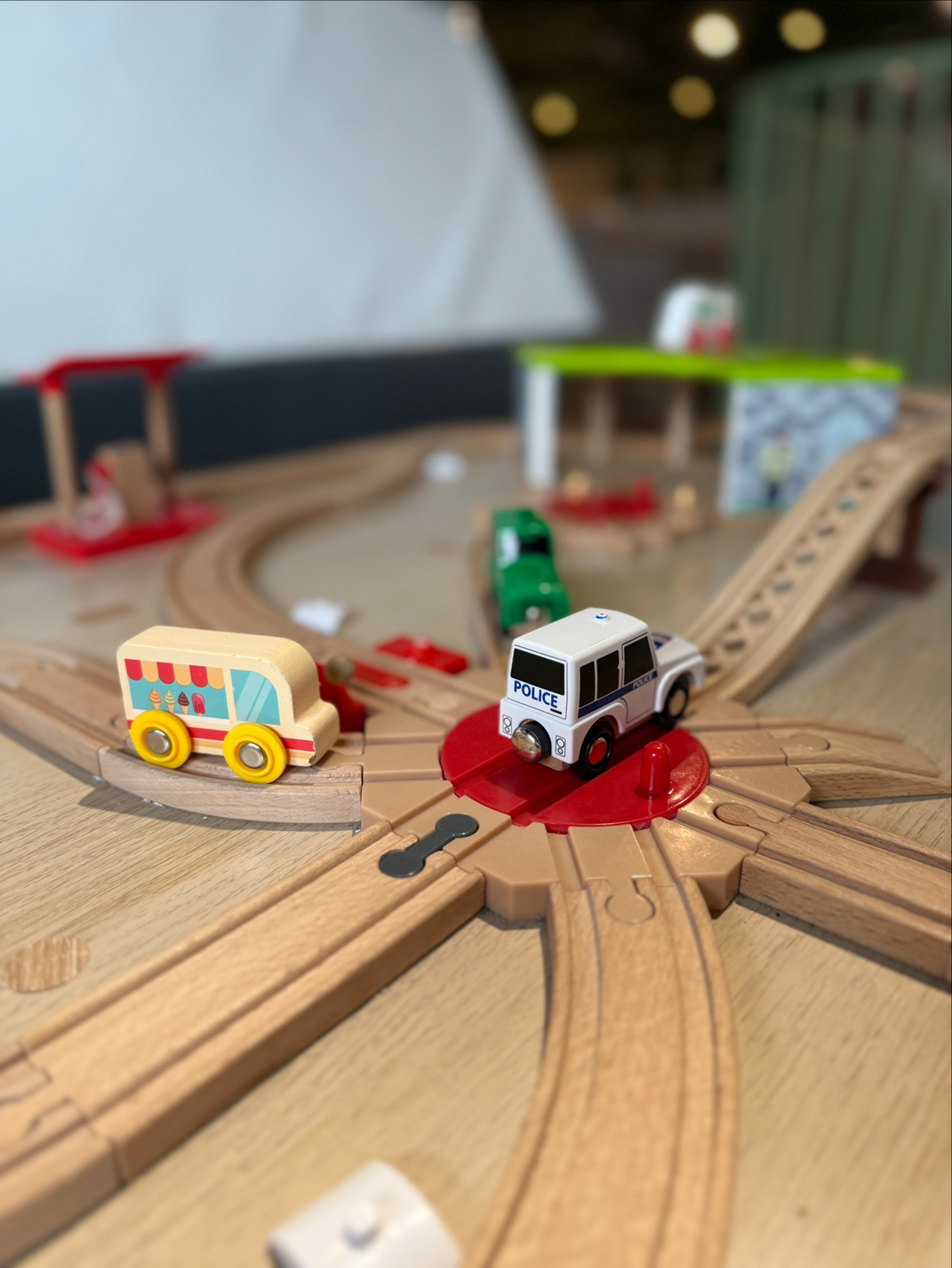 Polly Land - ресторан та дитячий розважальний центр image 10