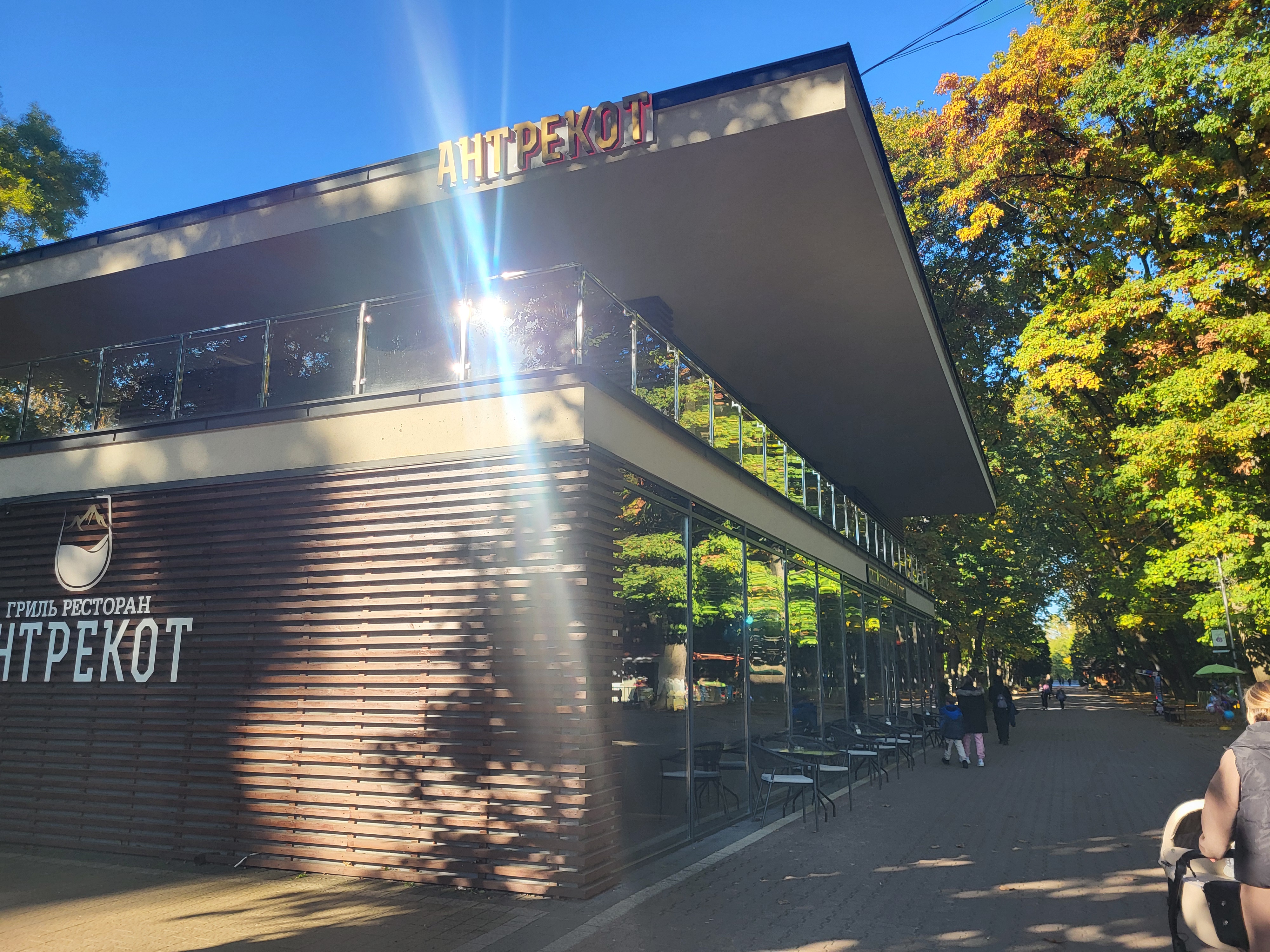 Гриль ресторан «Антрекот» Закарпаття image 8